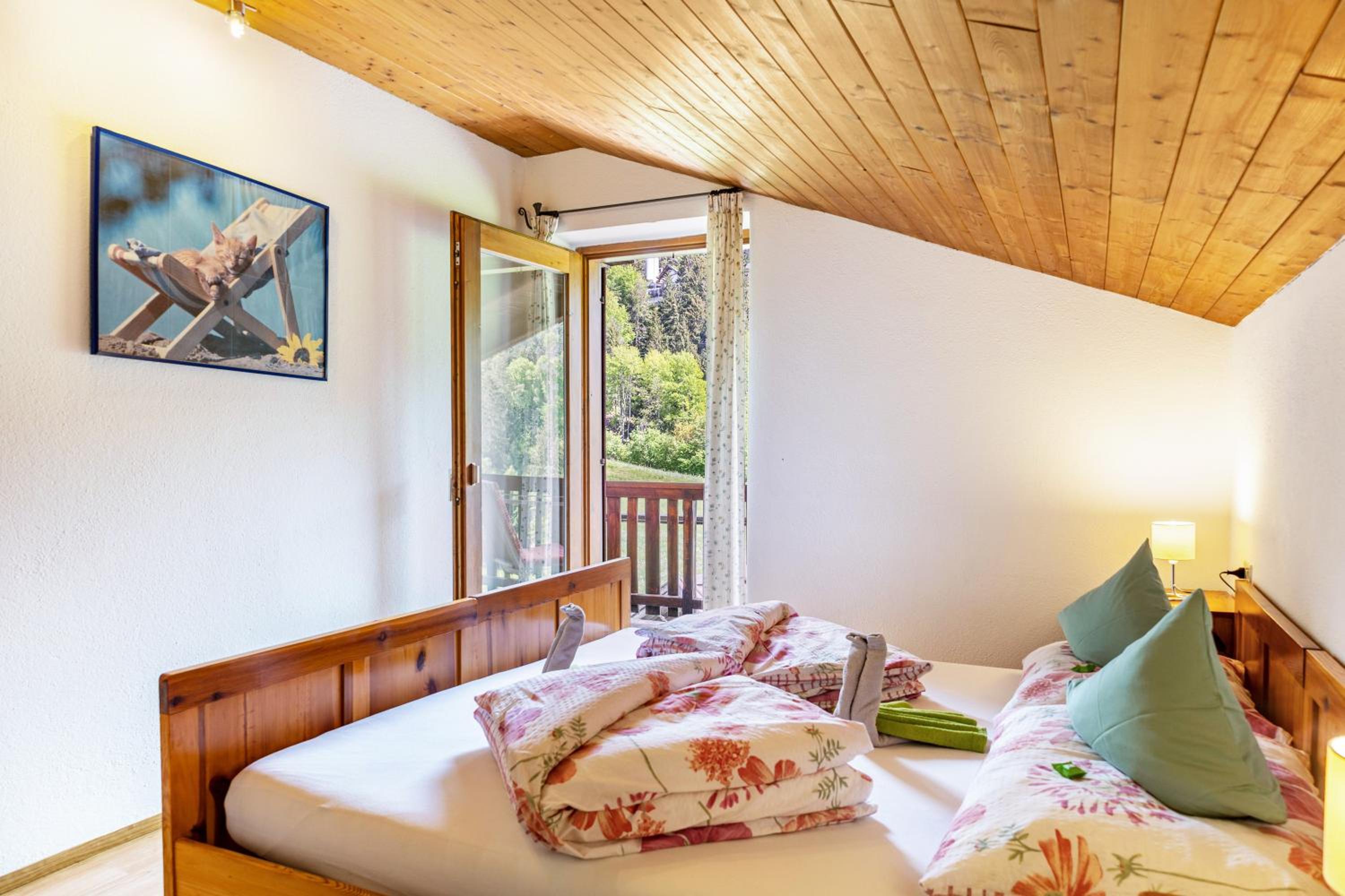 Three-Bedroom Premium Apartment with Balcony