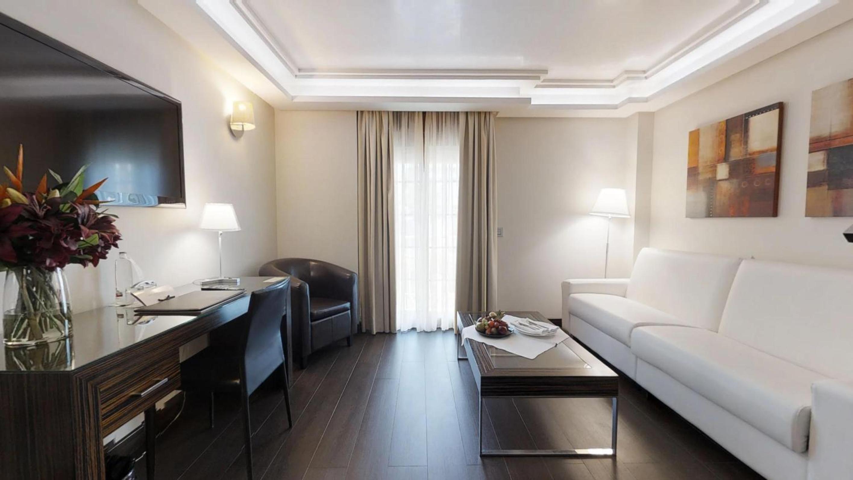 Grand Suite Duplex for 4 Guests photo 3