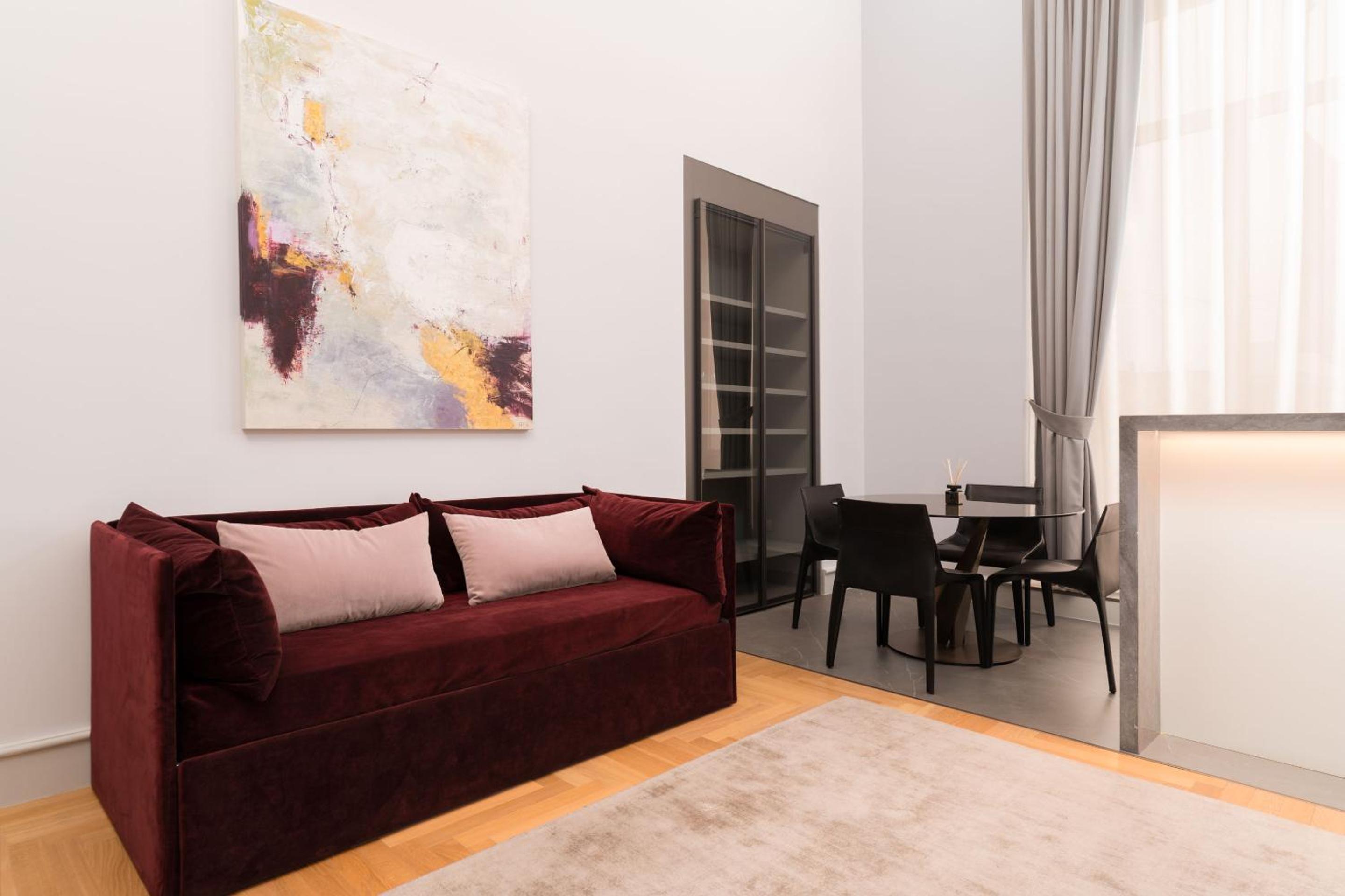 One-Bedroom Comfort Apartment photo 1
