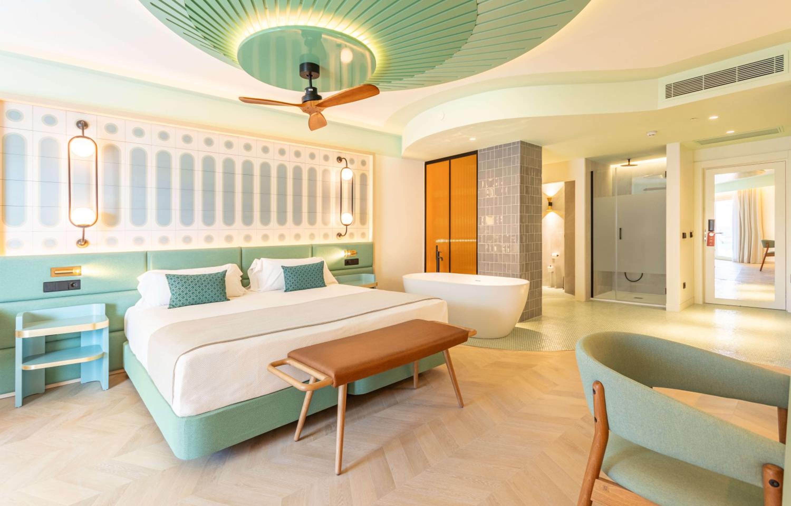 Junior Suite Deluxe - Photo 2