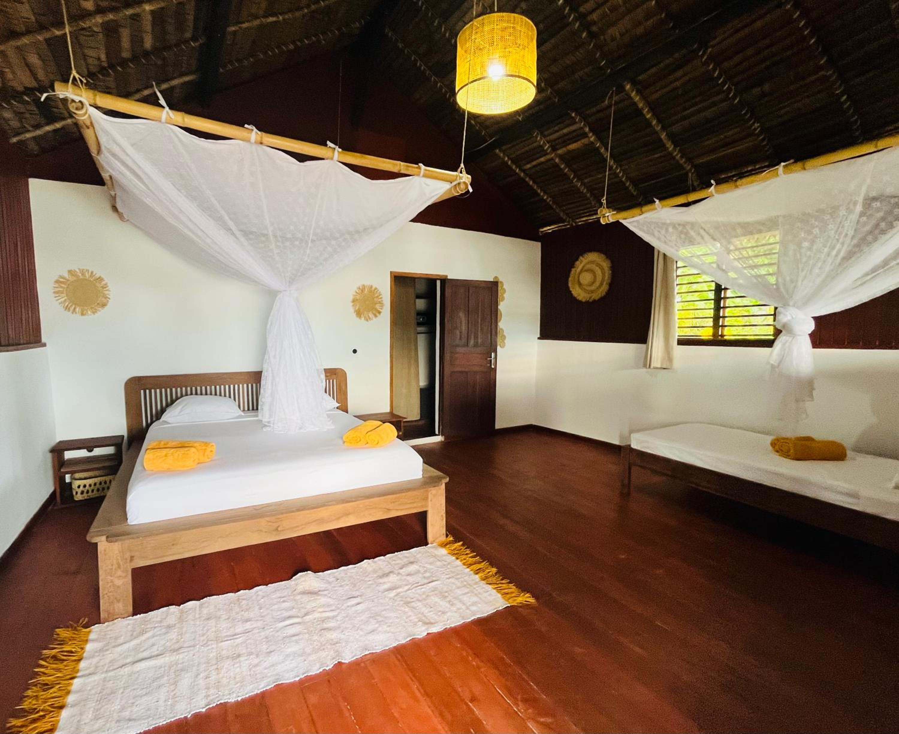 Bungalow with Sea View