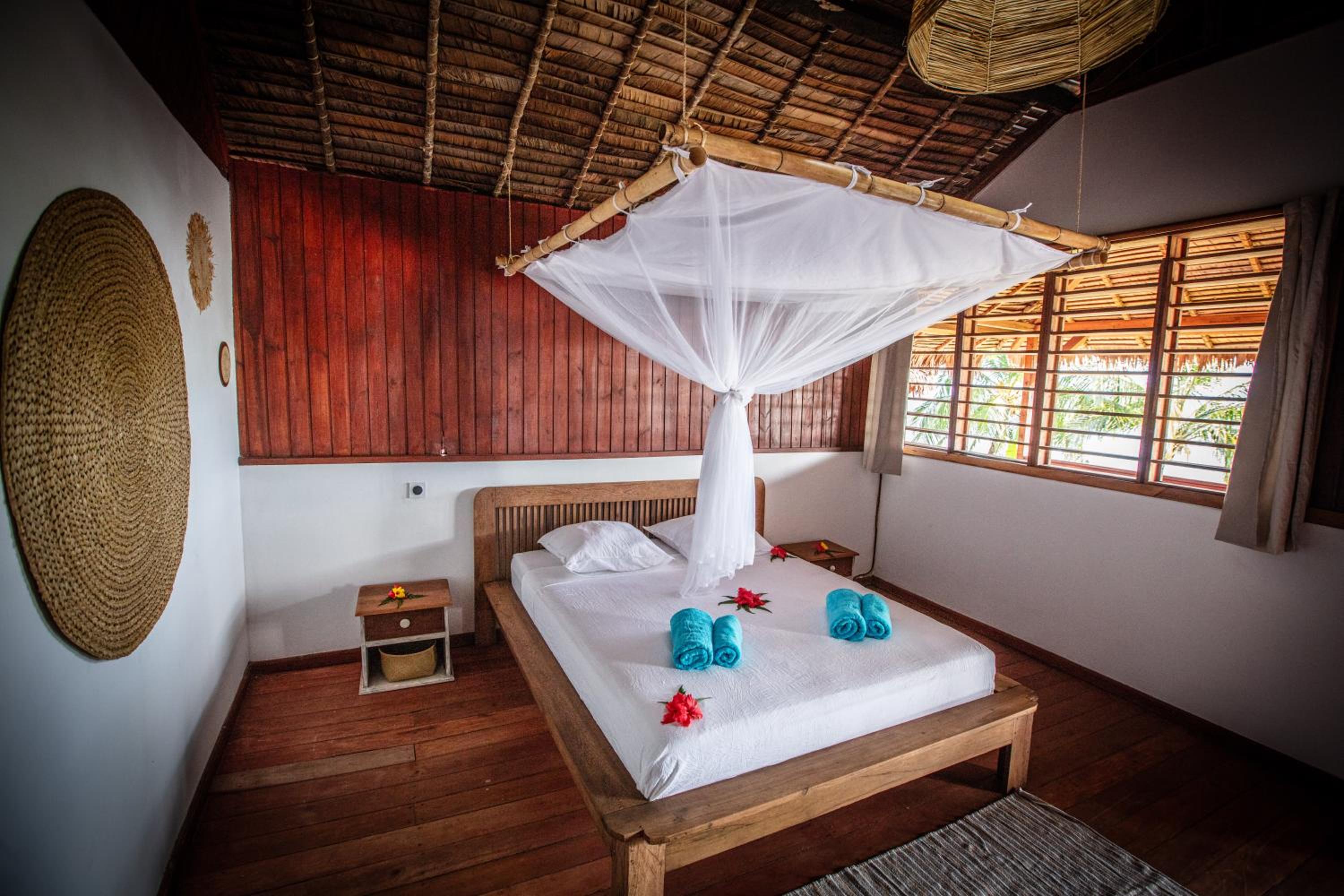 Bungalow with Sea View
