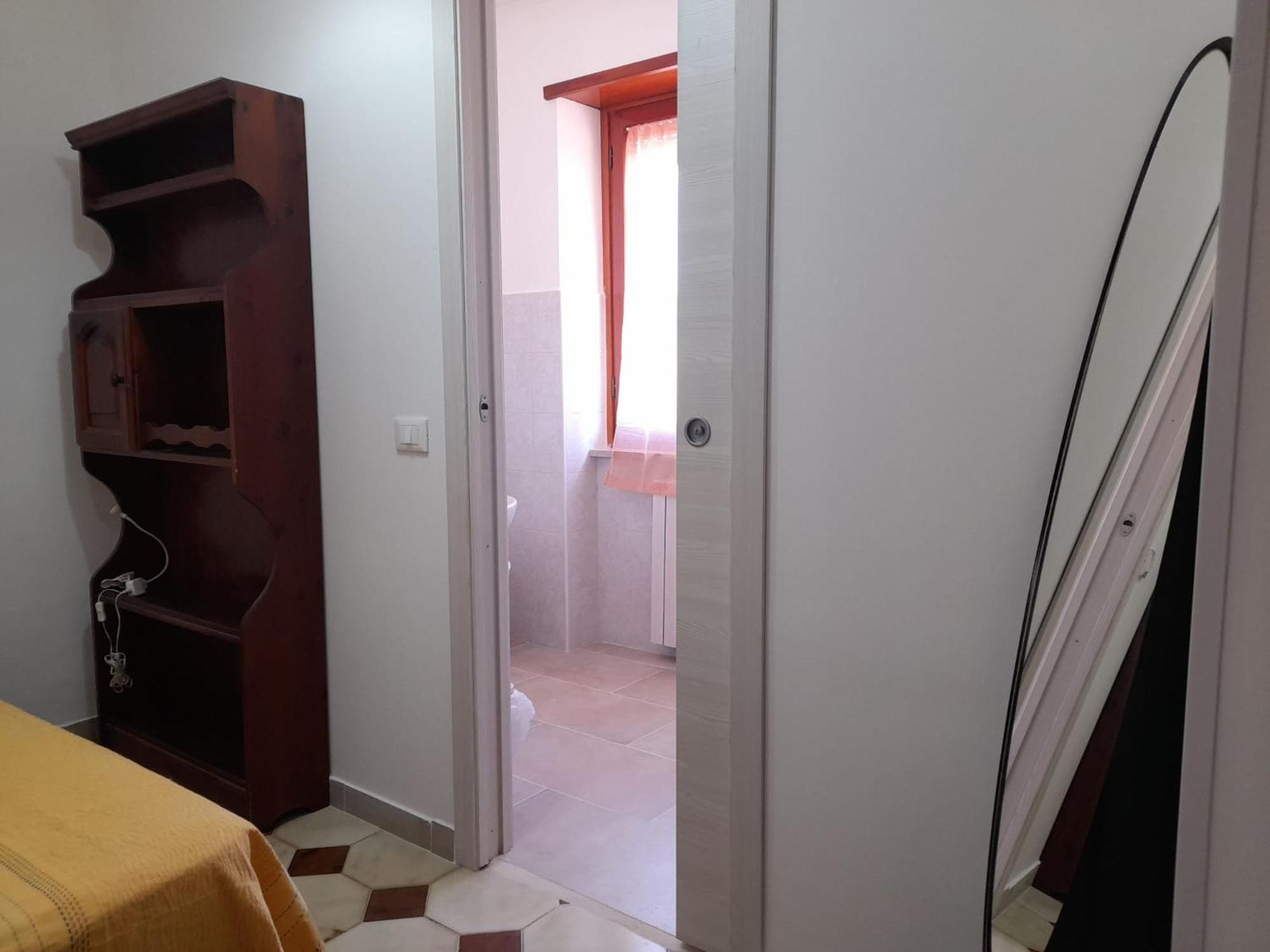 Large Double Room photo 3