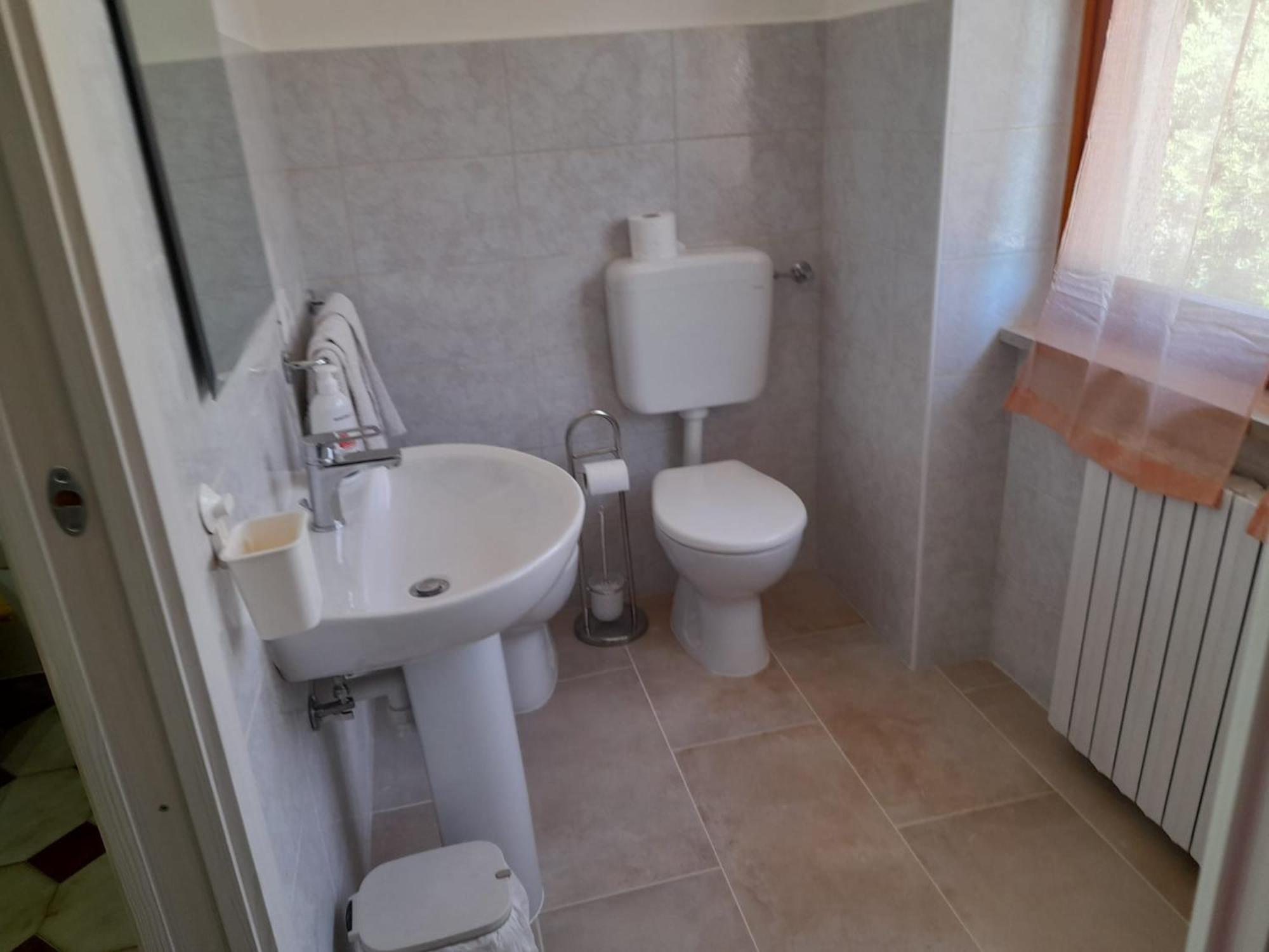 Large Double Room photo 2
