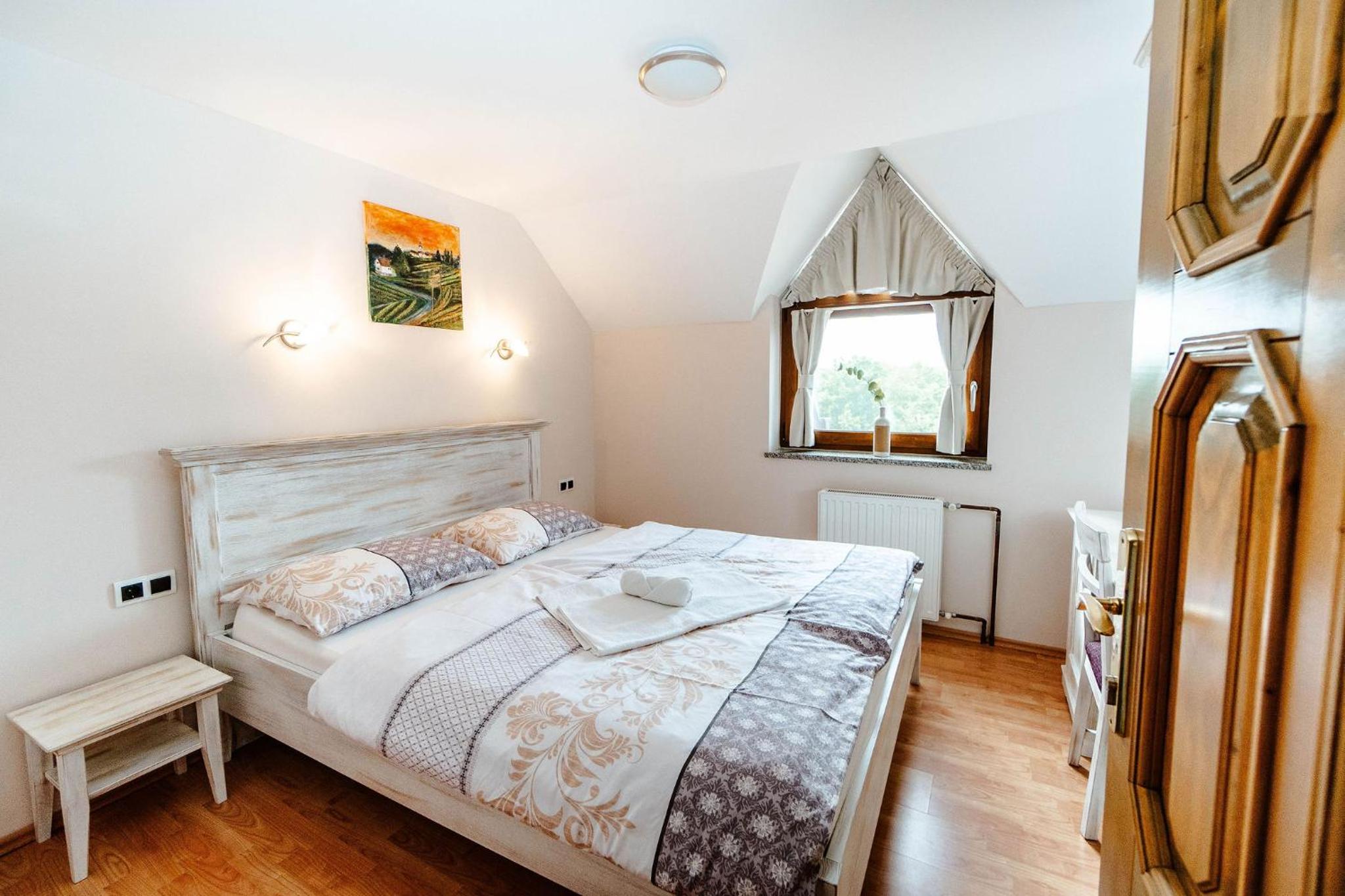 Double Room with Private Bathroom photo 1