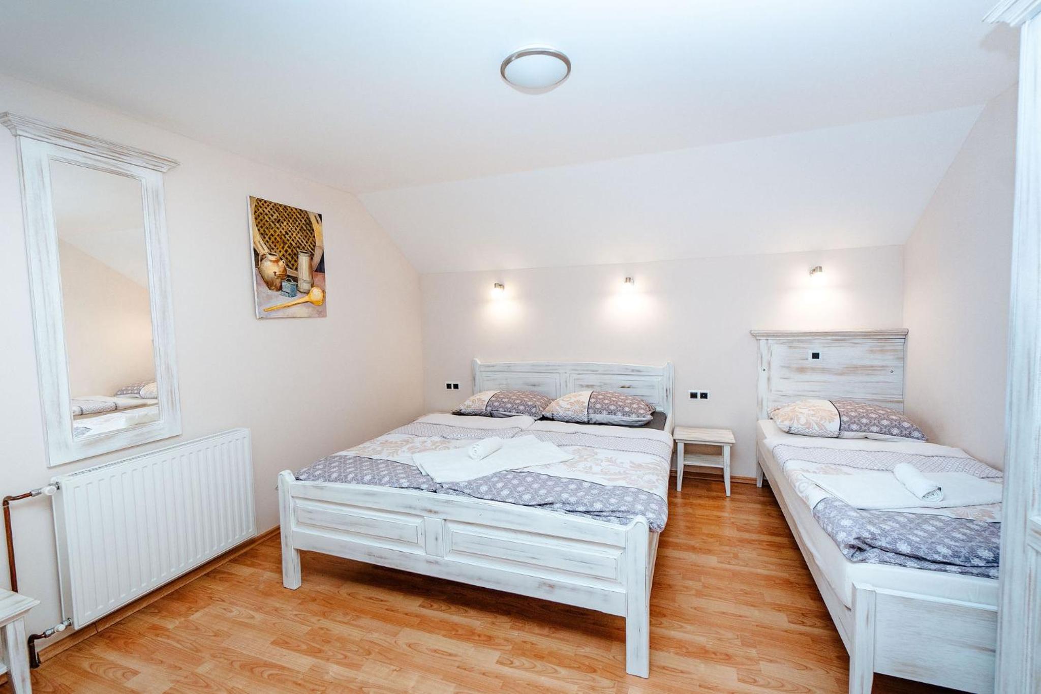 Double or Twin Room with Extra Bed photo 1