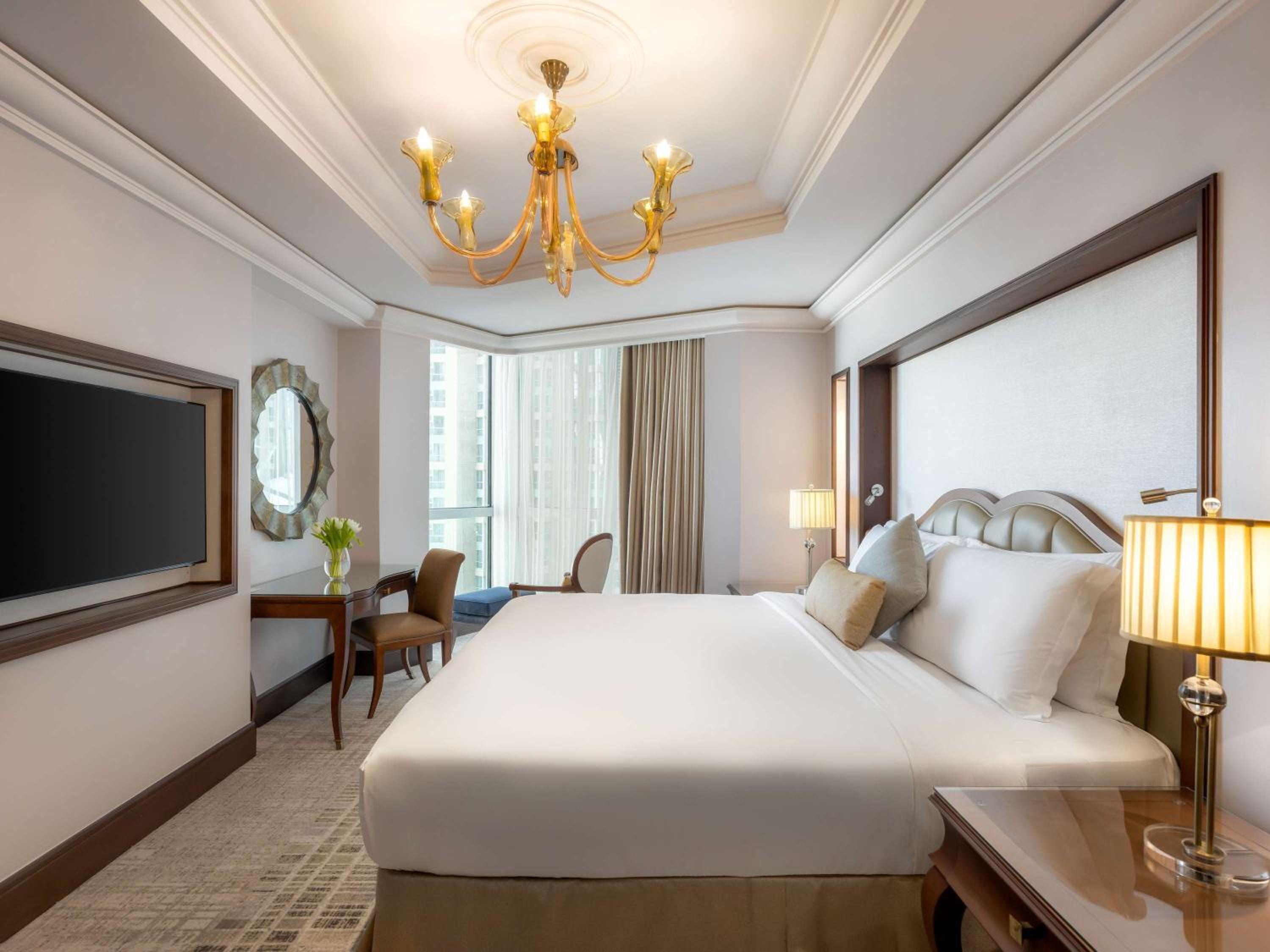Presidential Two Bedrooms Suite City View