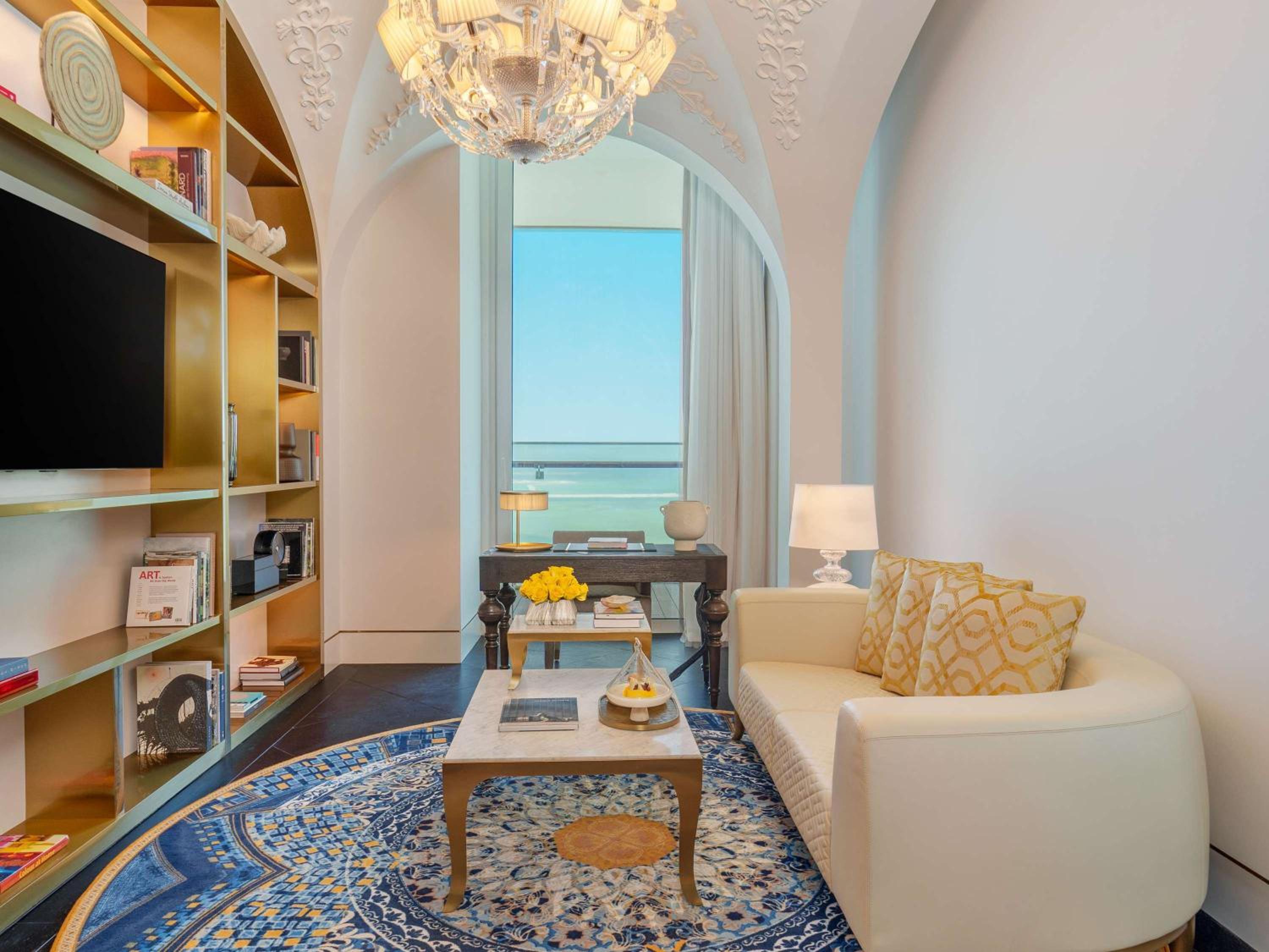 Gulf Signature Suite - Photo 2