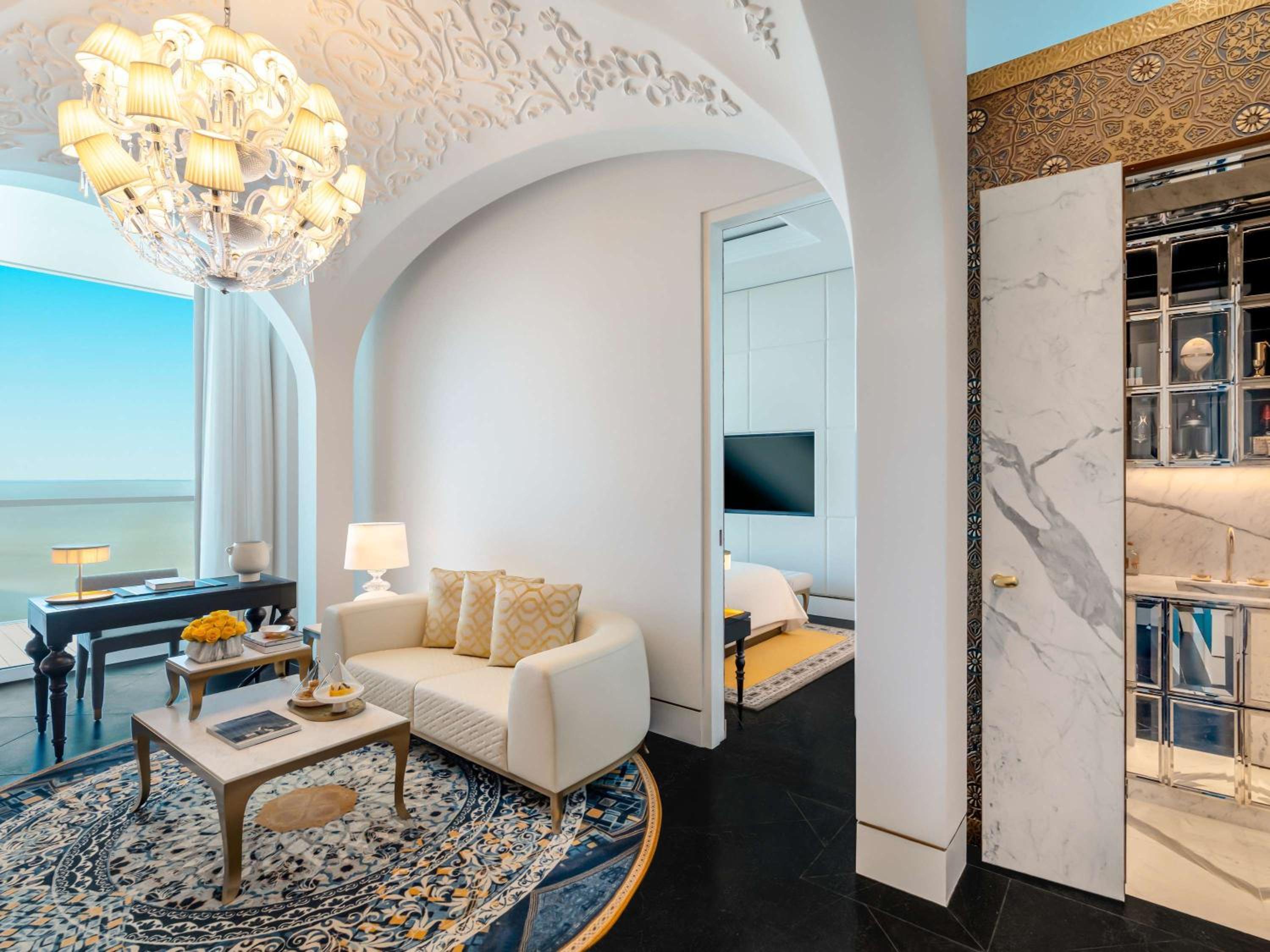 Gulf Signature Suite - Photo 3
