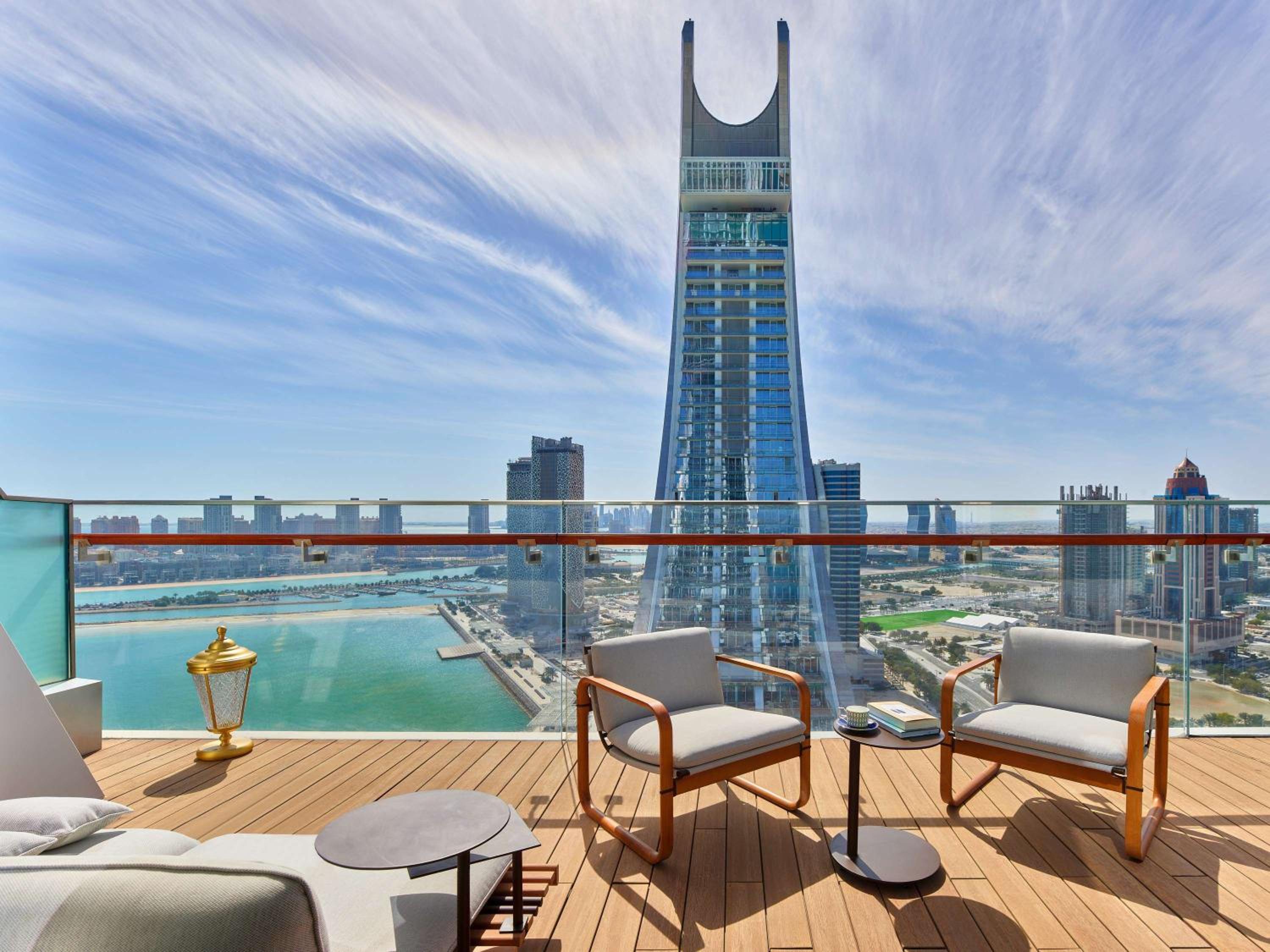 Crescent Signature Suite - Photo 4