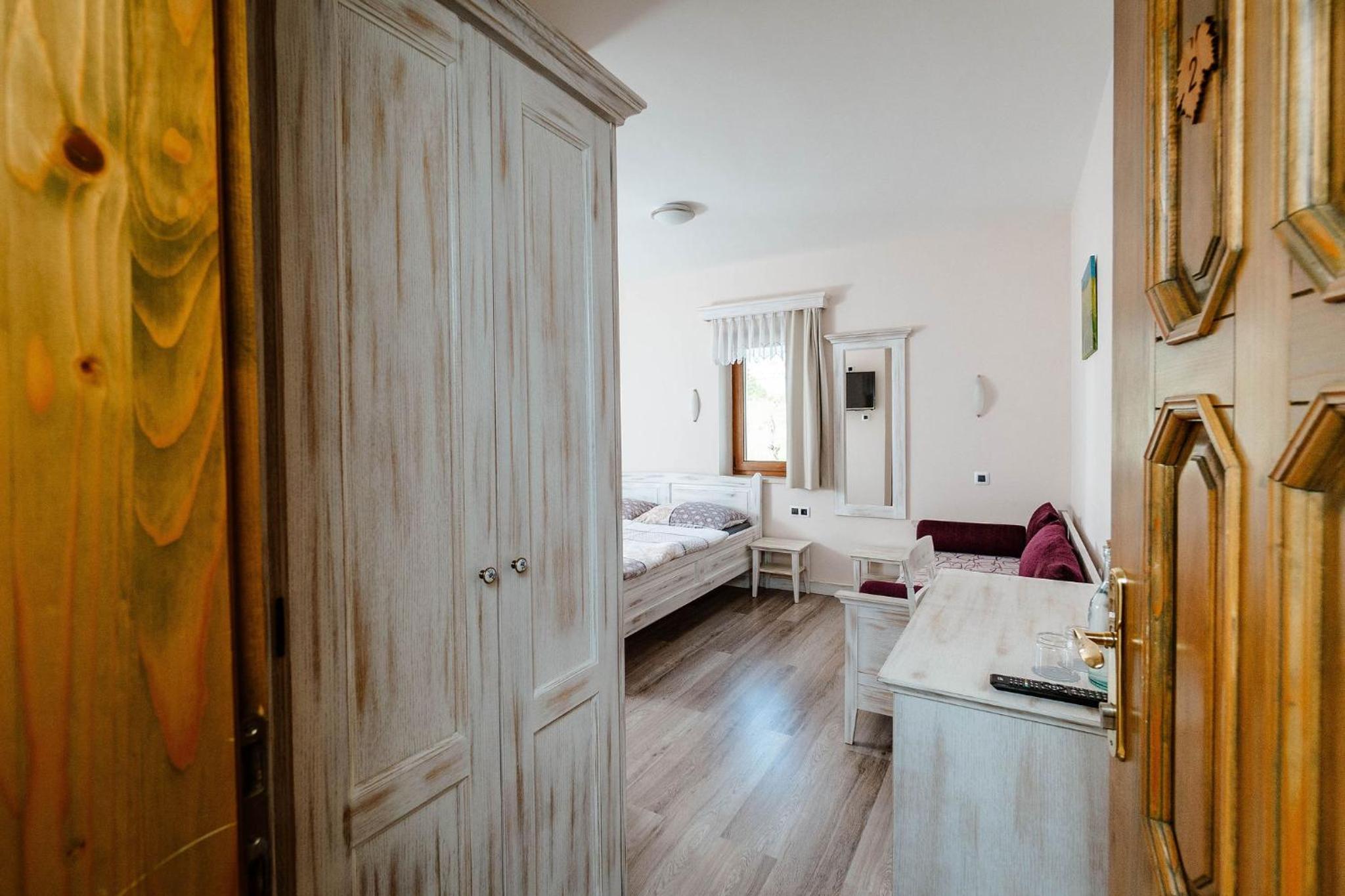 Standard Triple Room photo 3
