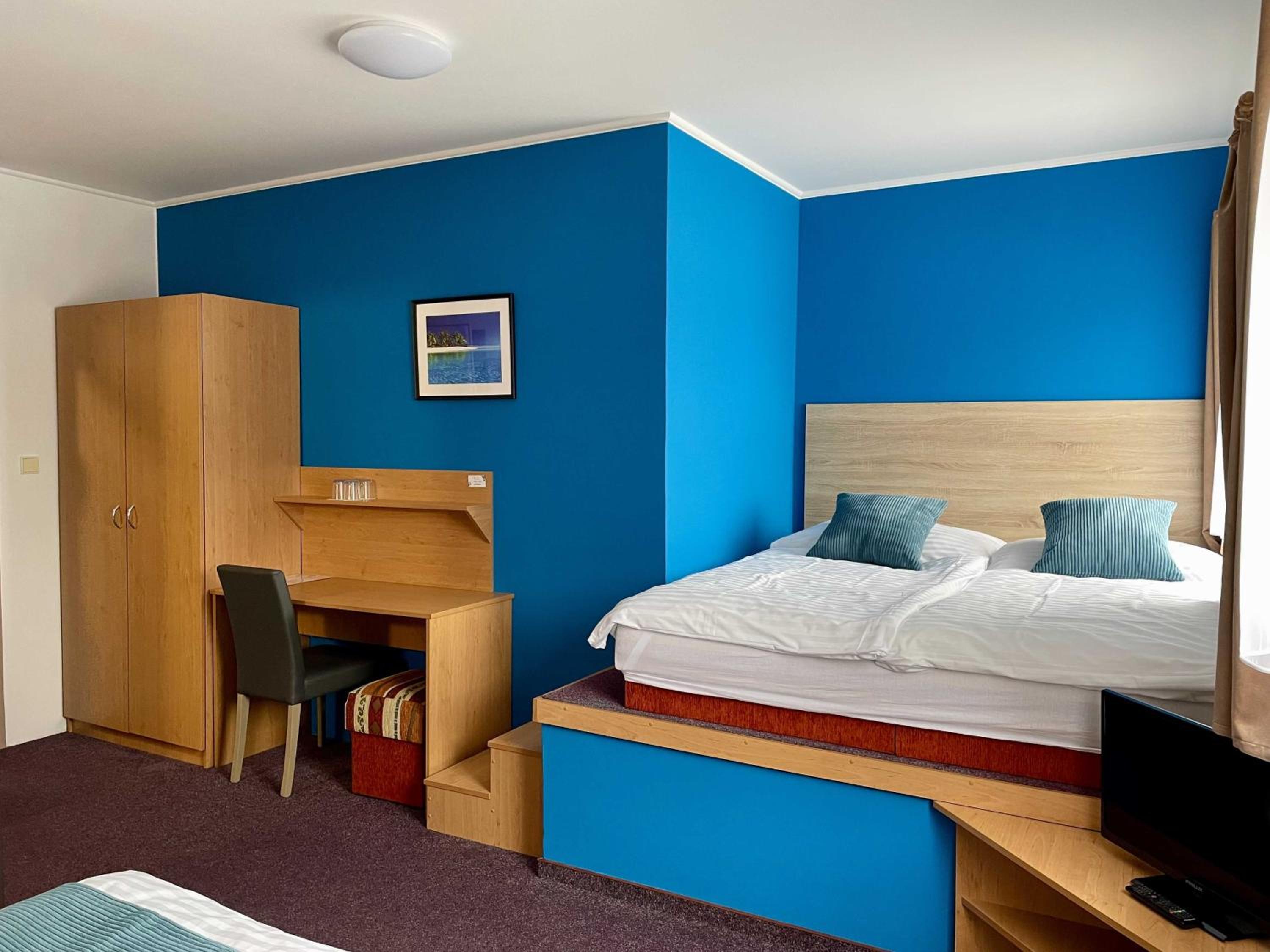 Quadruple Room with Bathroom photo 3