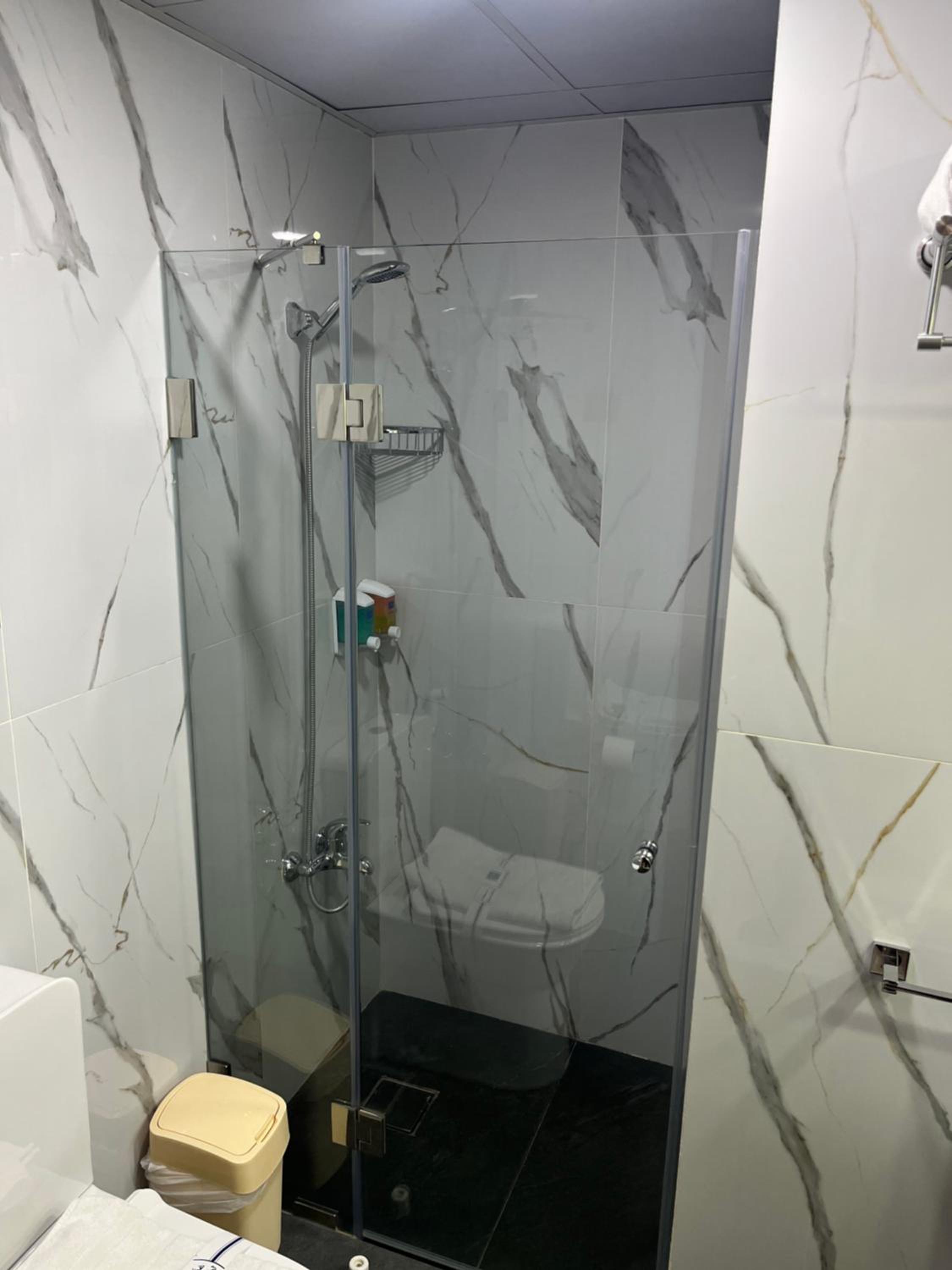 Two-Bedroom Suite - Photo 8