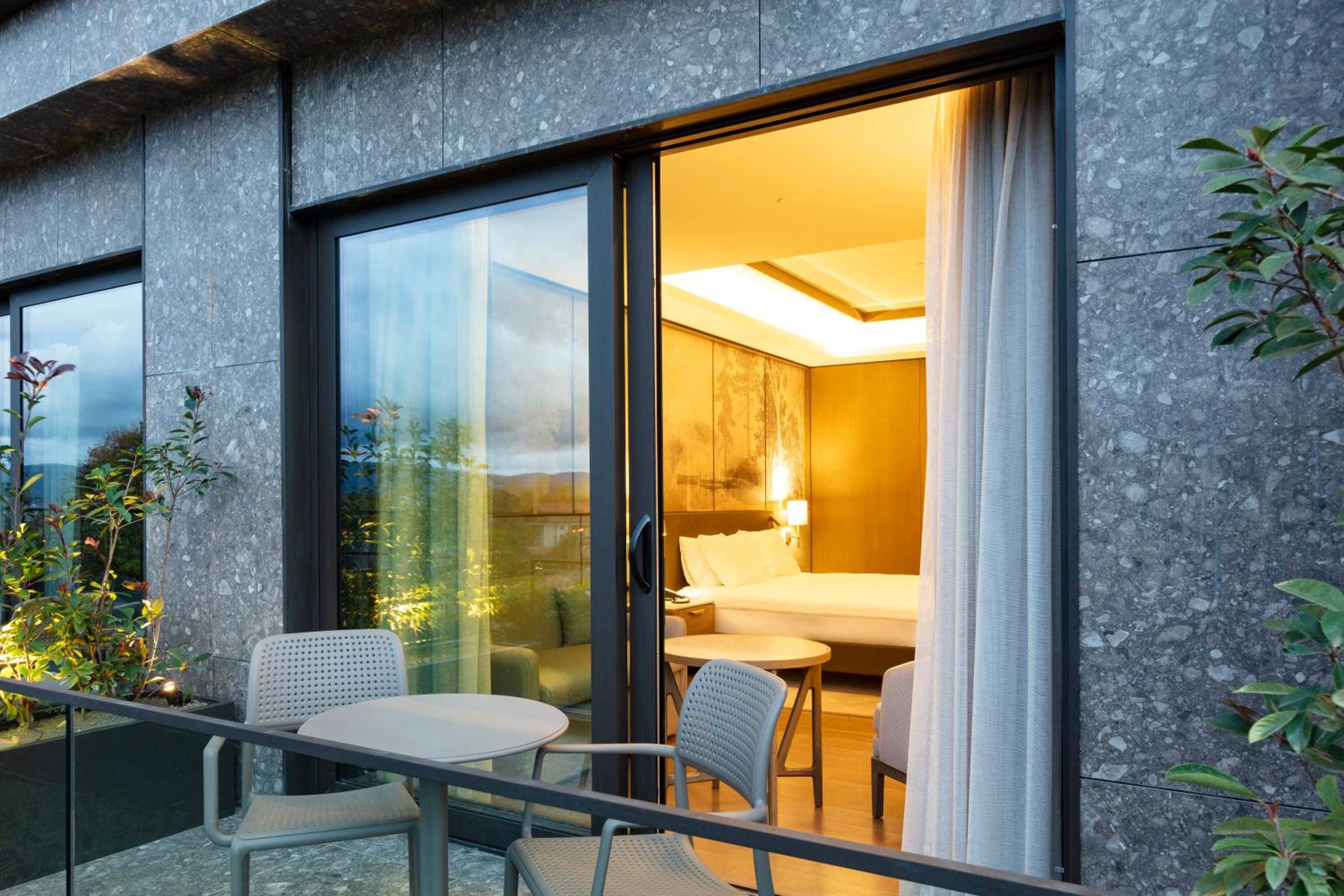 Superior Deluxe with Terrace  photo 3