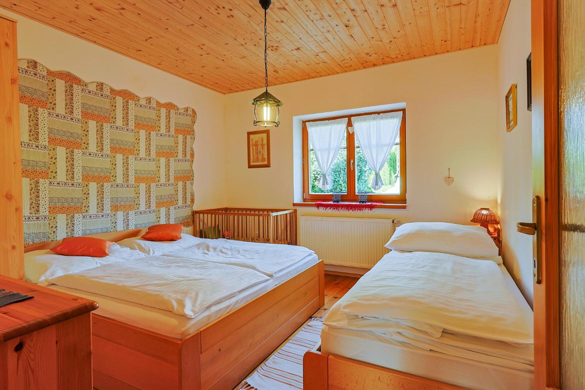 One-Bedroom Apartment - Photo 1