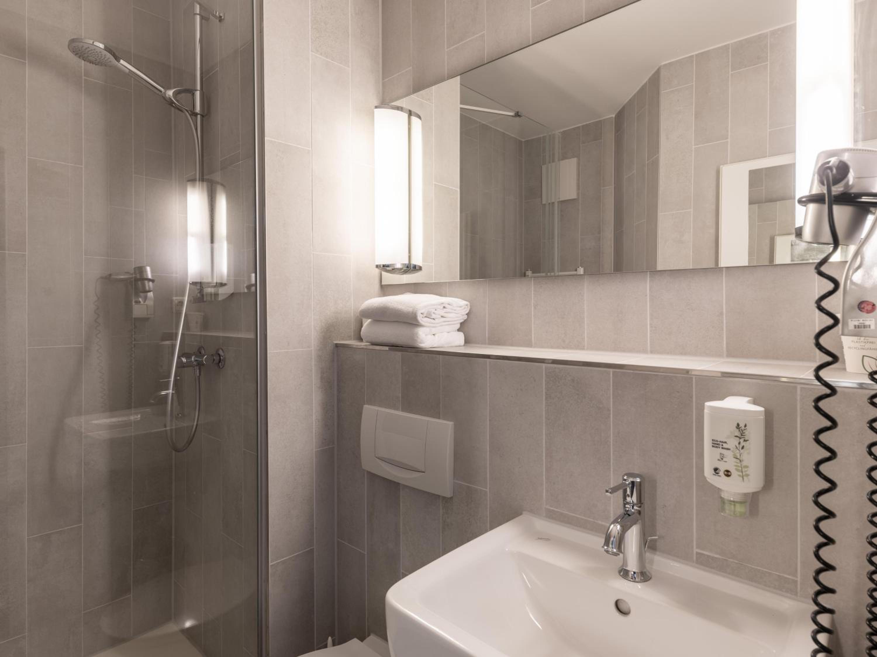 Double Room - Photo 4