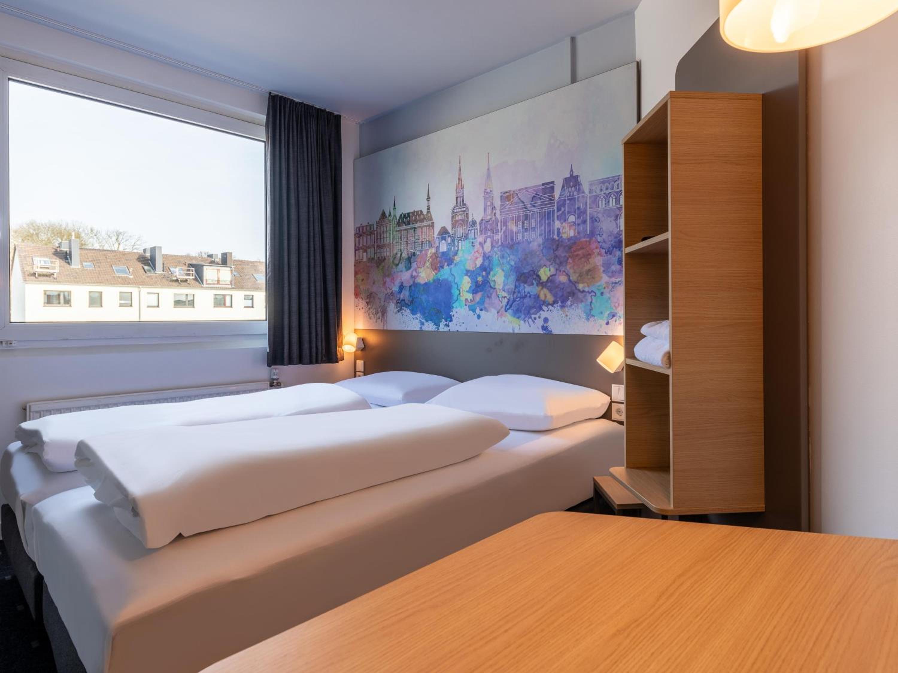 Twin Room - Photo 7