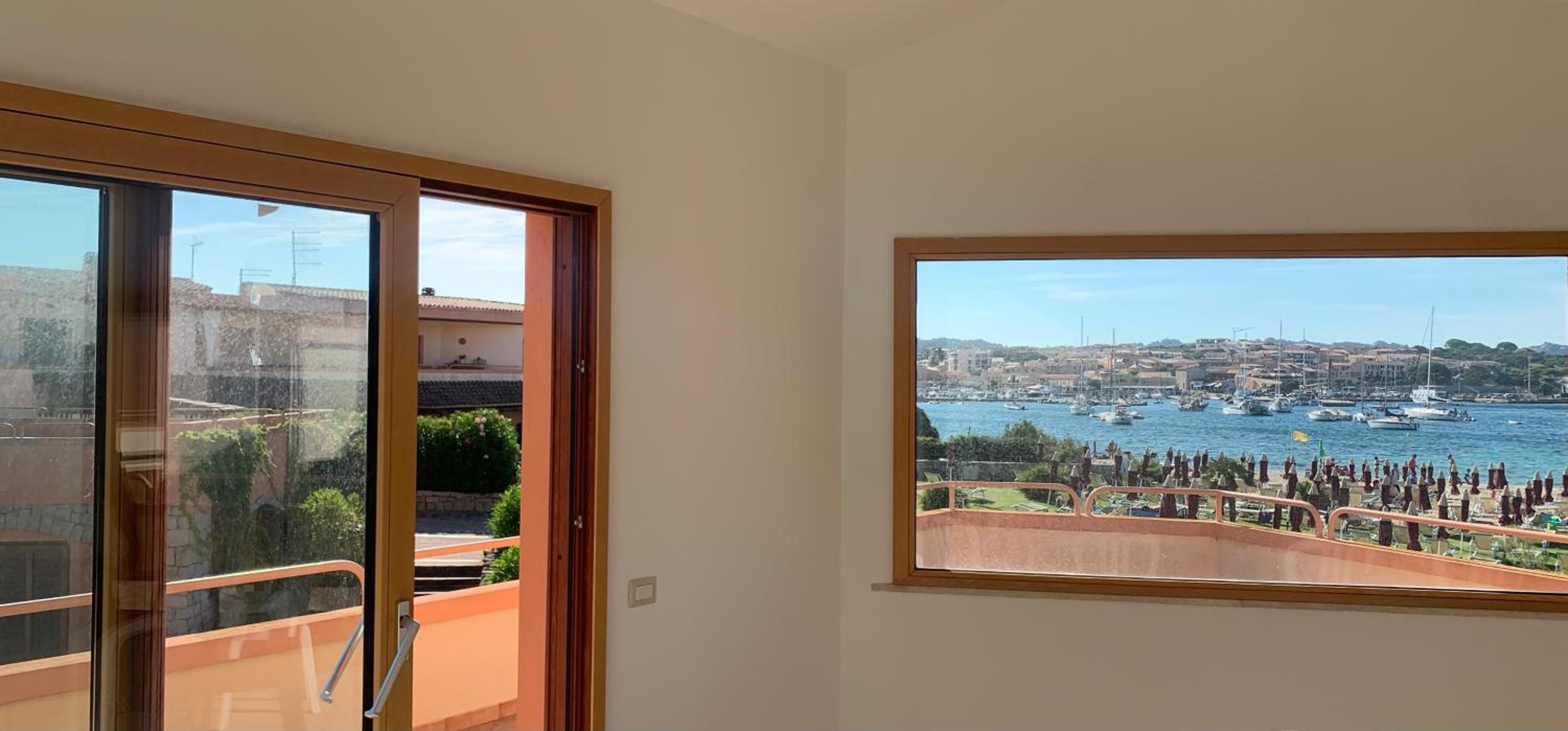 Superior Two-Bedroom Apartment with Sea View photo 3