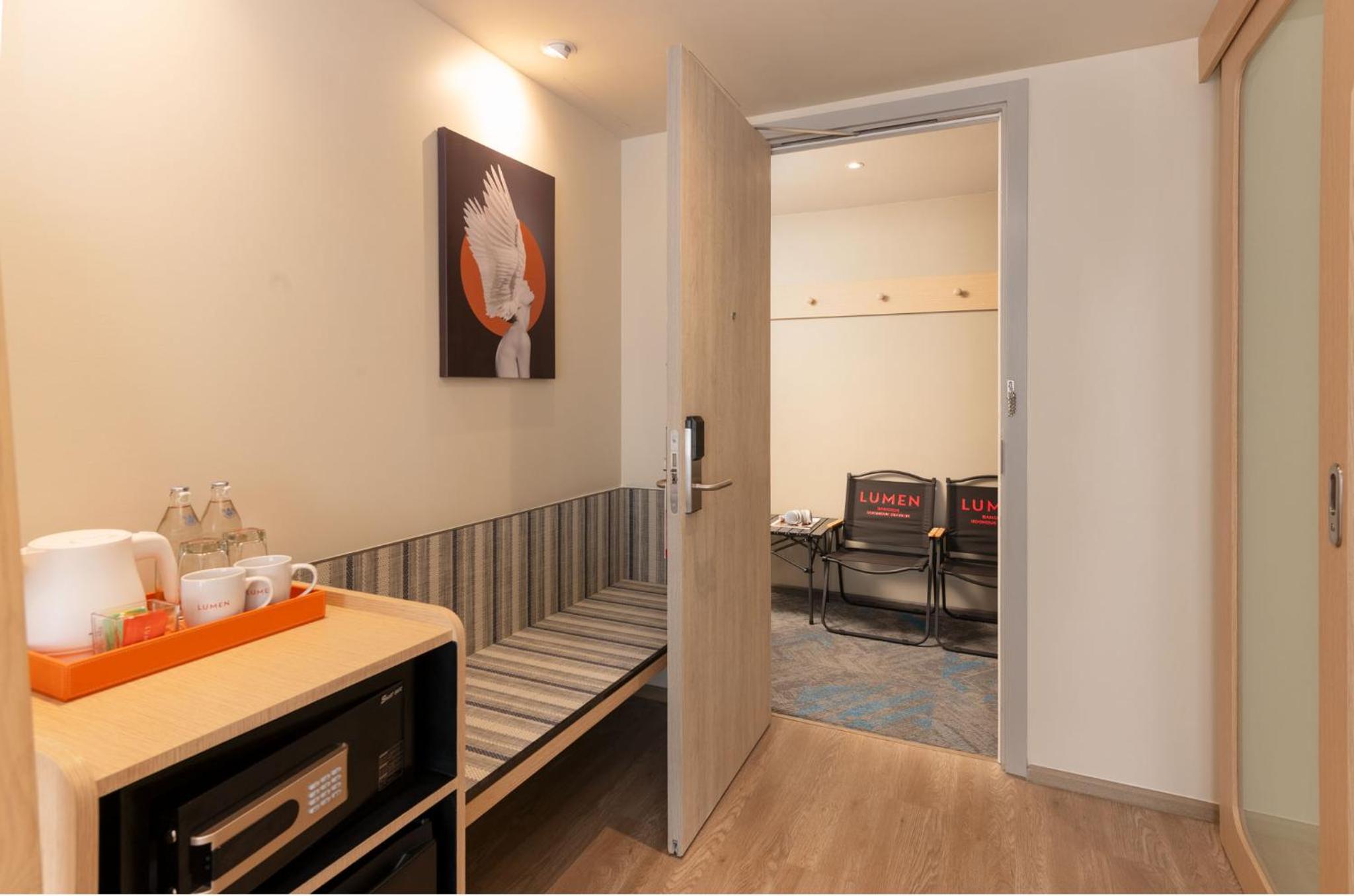 Firefly 2 Bedroom Deluxe photo 2