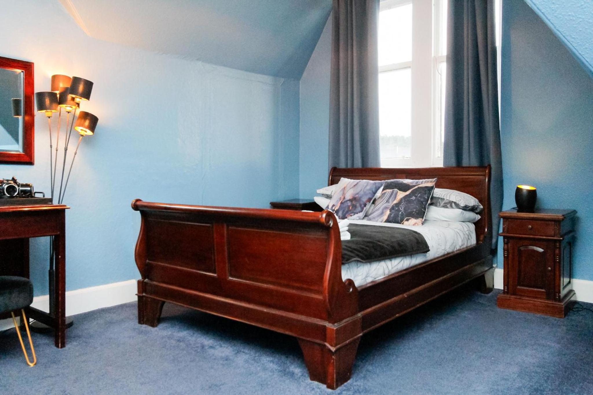 Quadruple Room - Photo 8