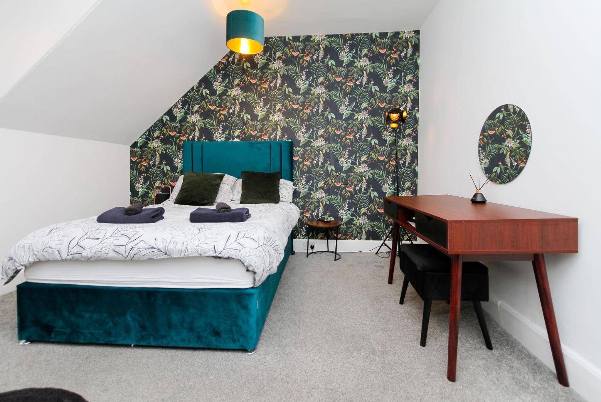 Double Room with Shared Bathroom photo 1