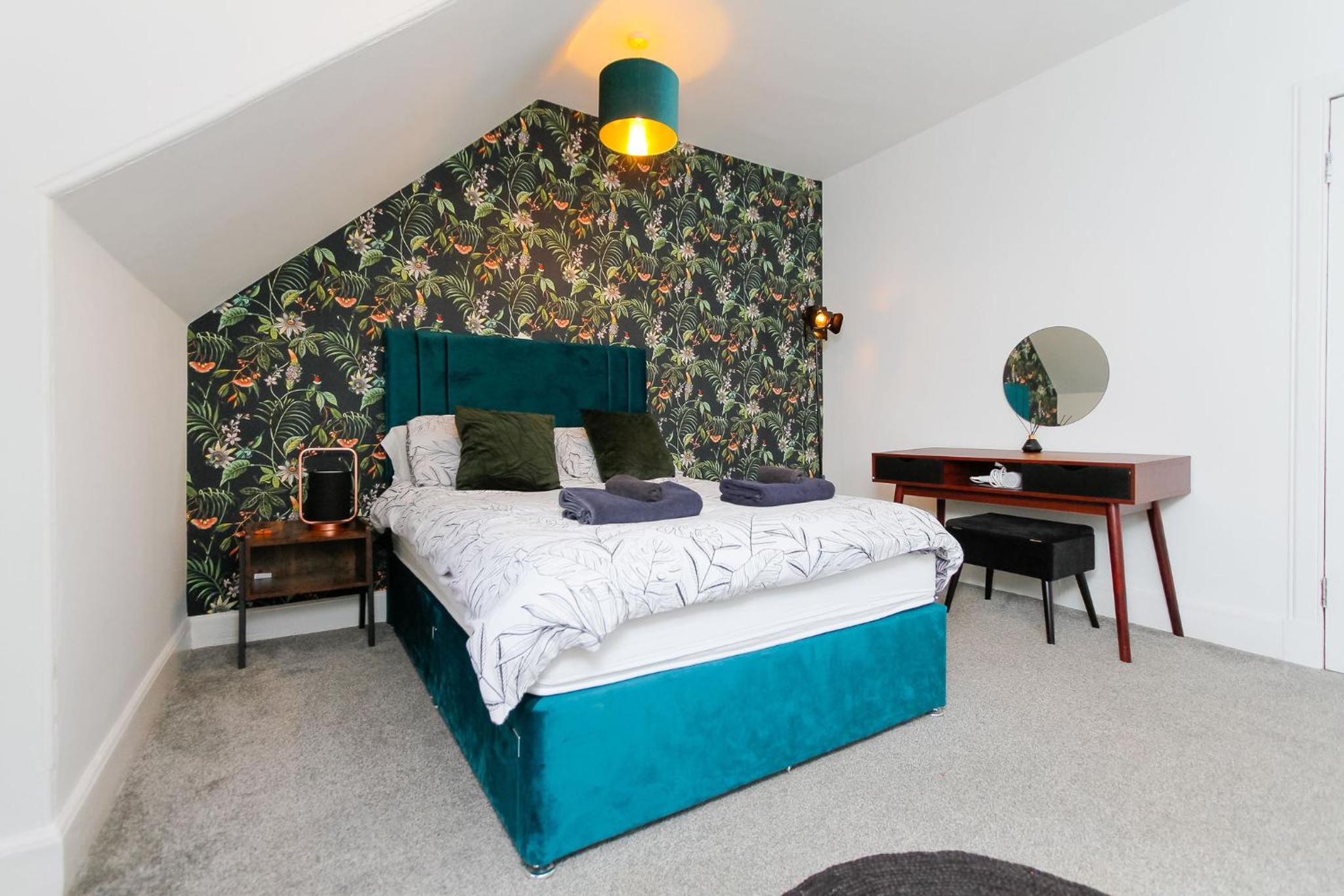 Double Room with Shared Bathroom photo 3