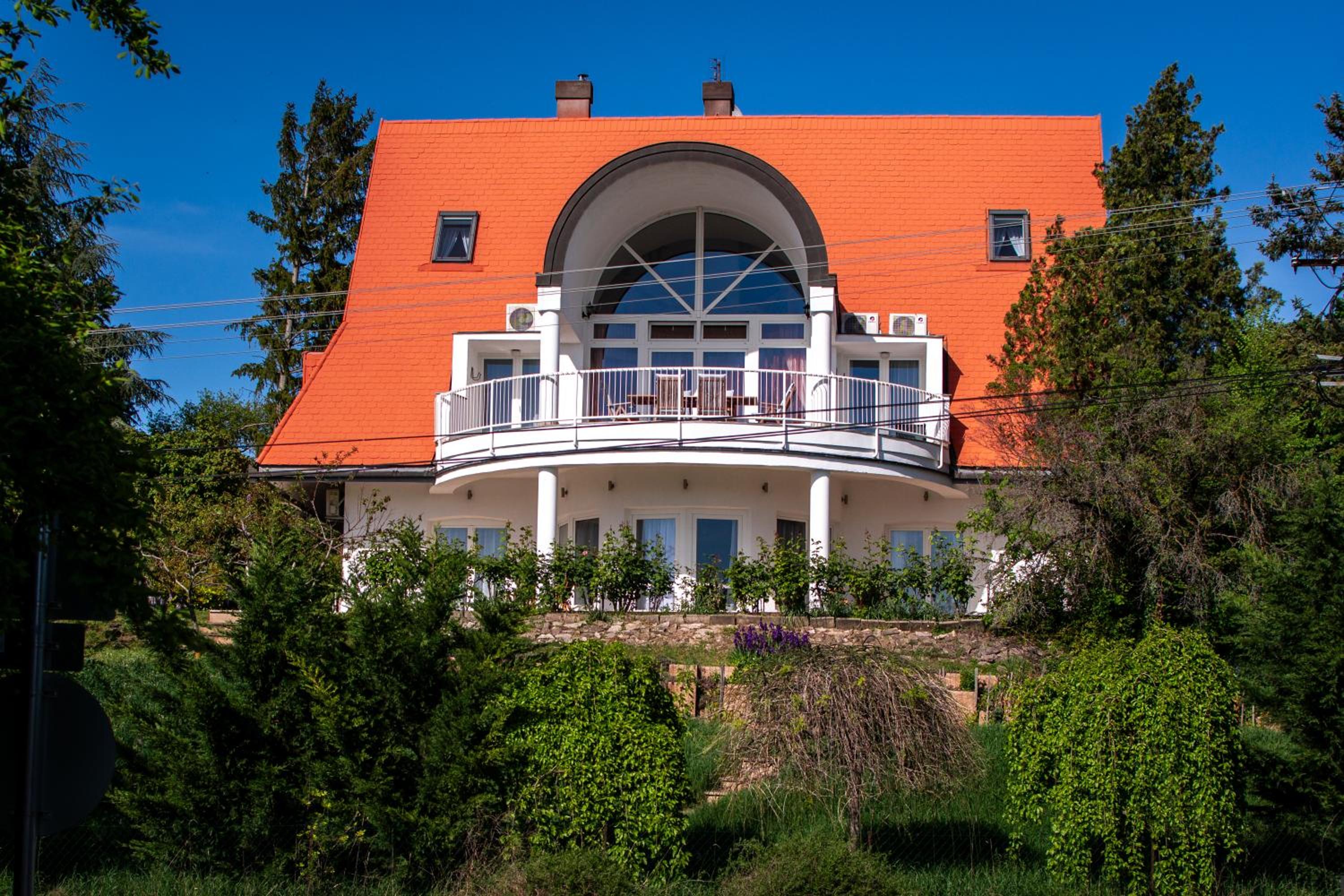 Villa - Photo 8