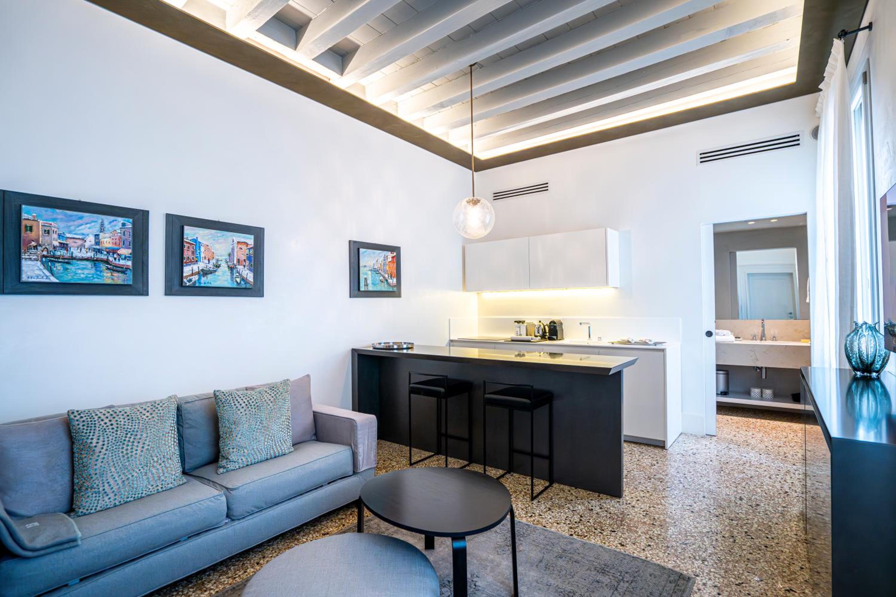 Superior Duplex Apartment photo 3
