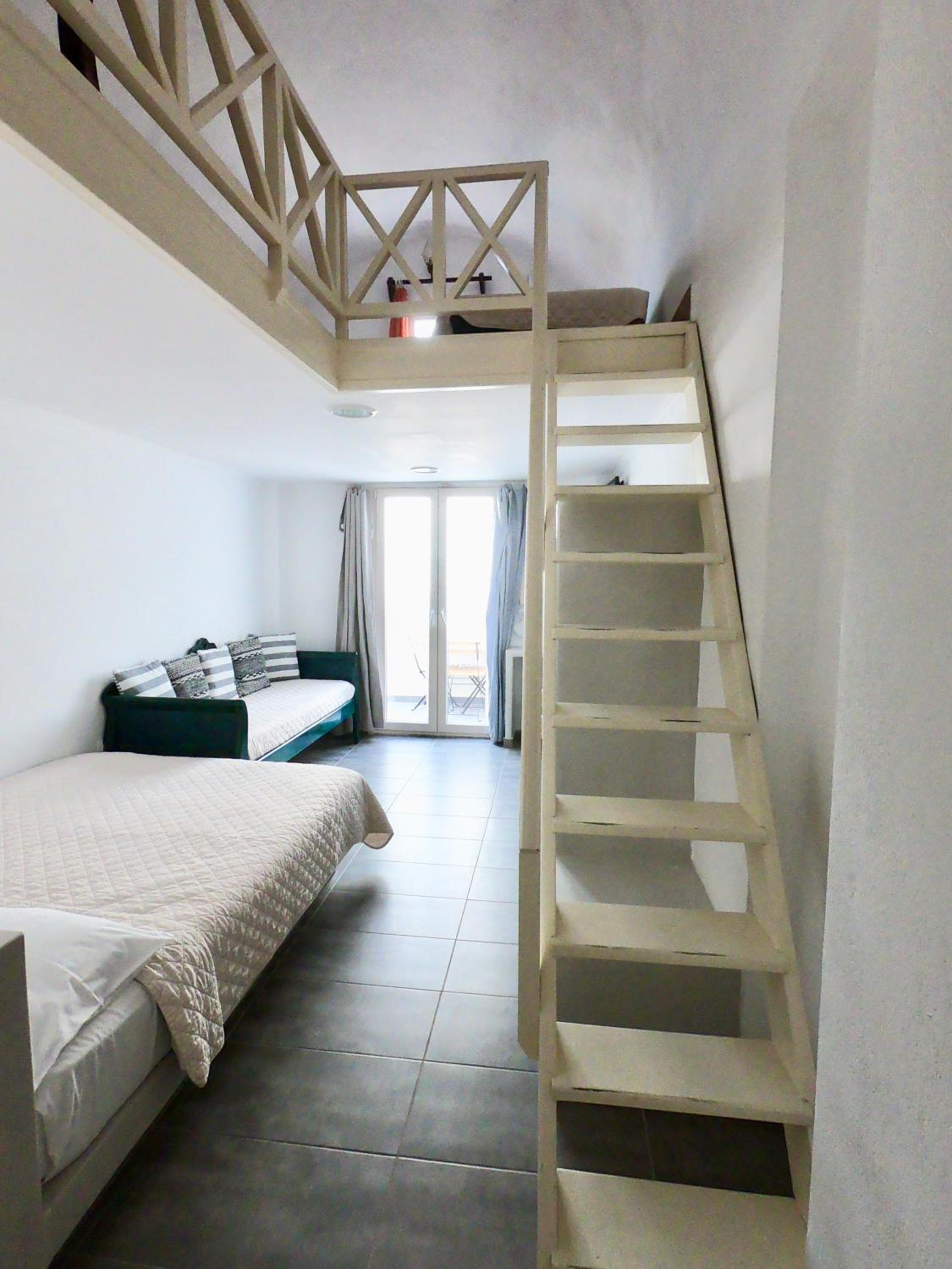 Maisonette