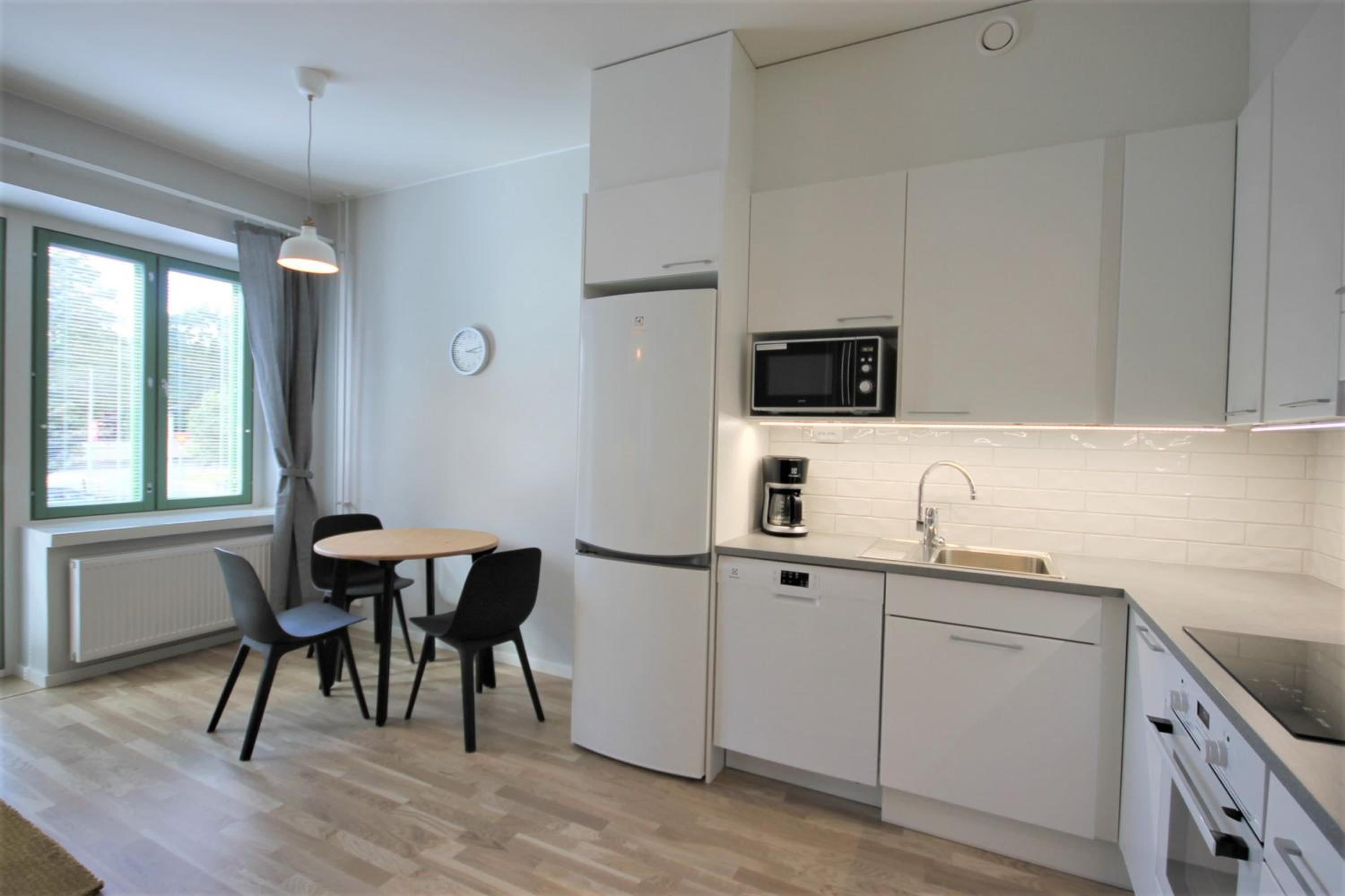 One-Bedroom Apartment photo 3