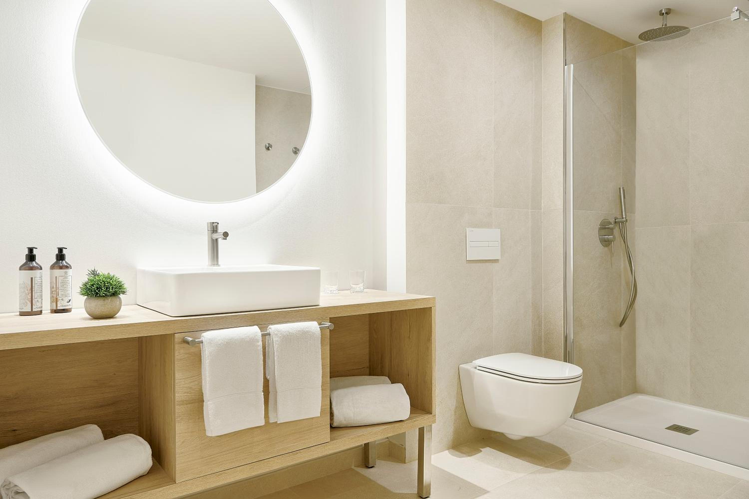 Family Suite Side Sea View Single Use