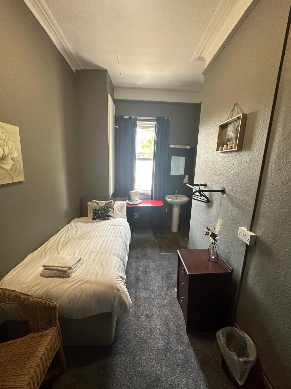 Single Room with External Bathroom