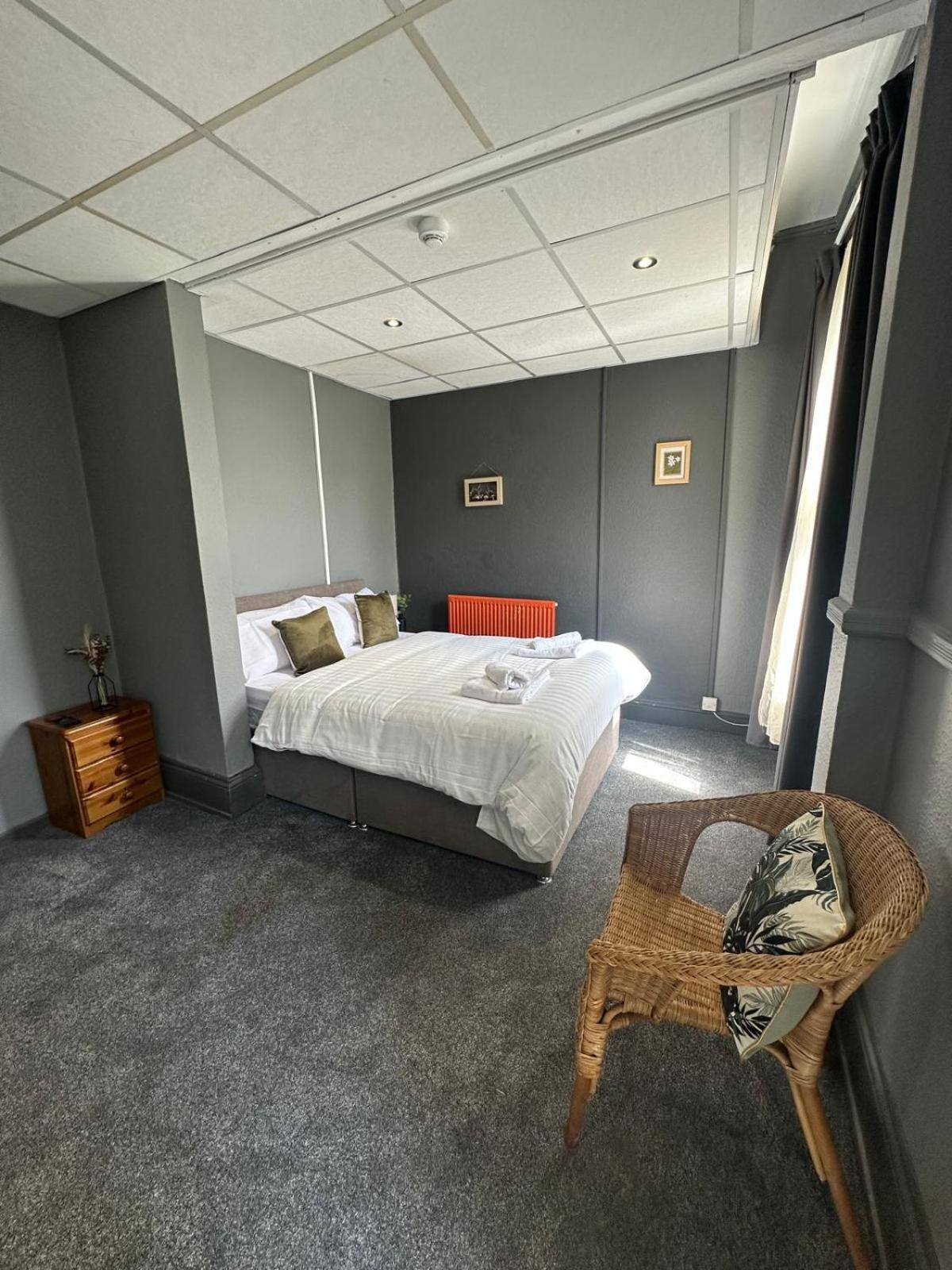 Double Room with external bathroom
