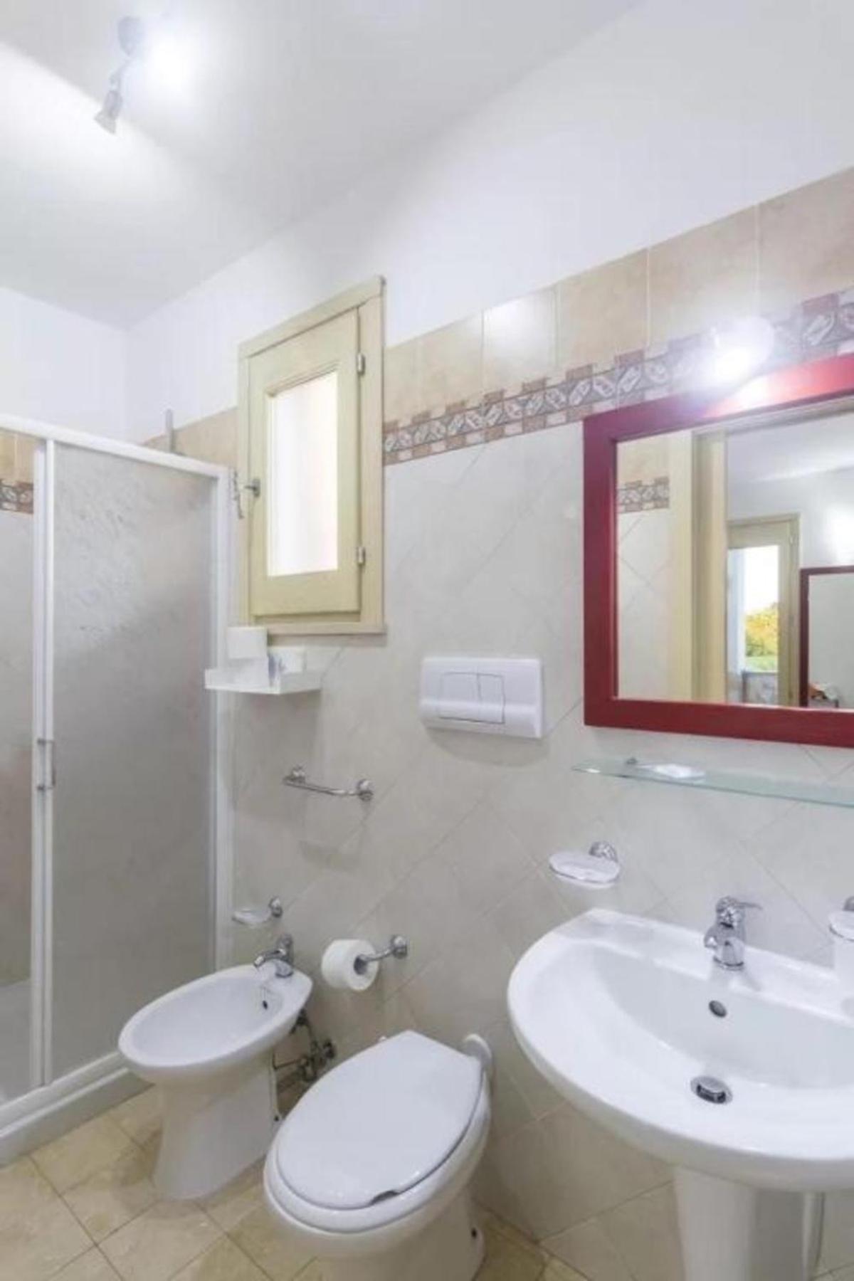 Standard Triple Room - Photo 5