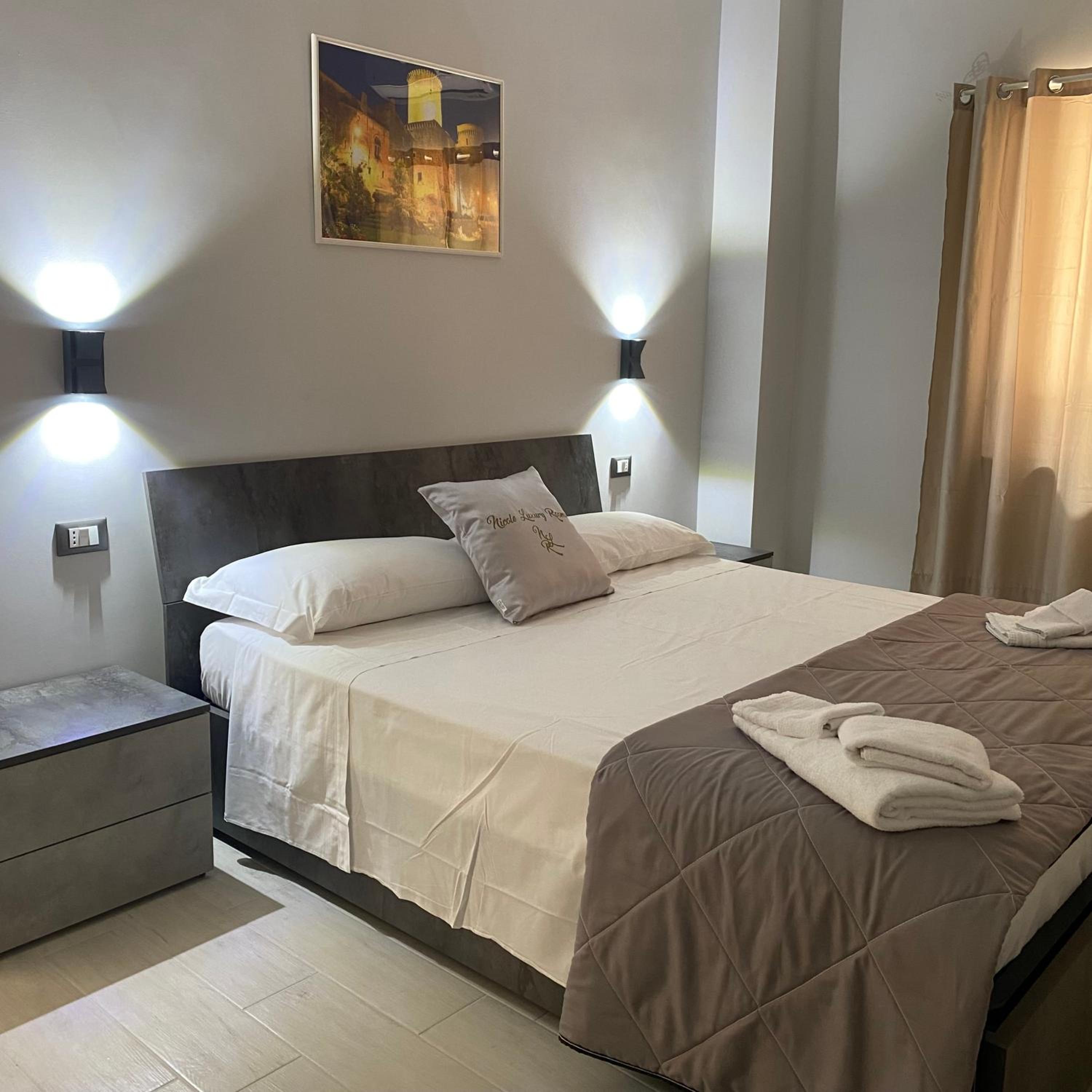 Double Room with Private Bathroom photo 2