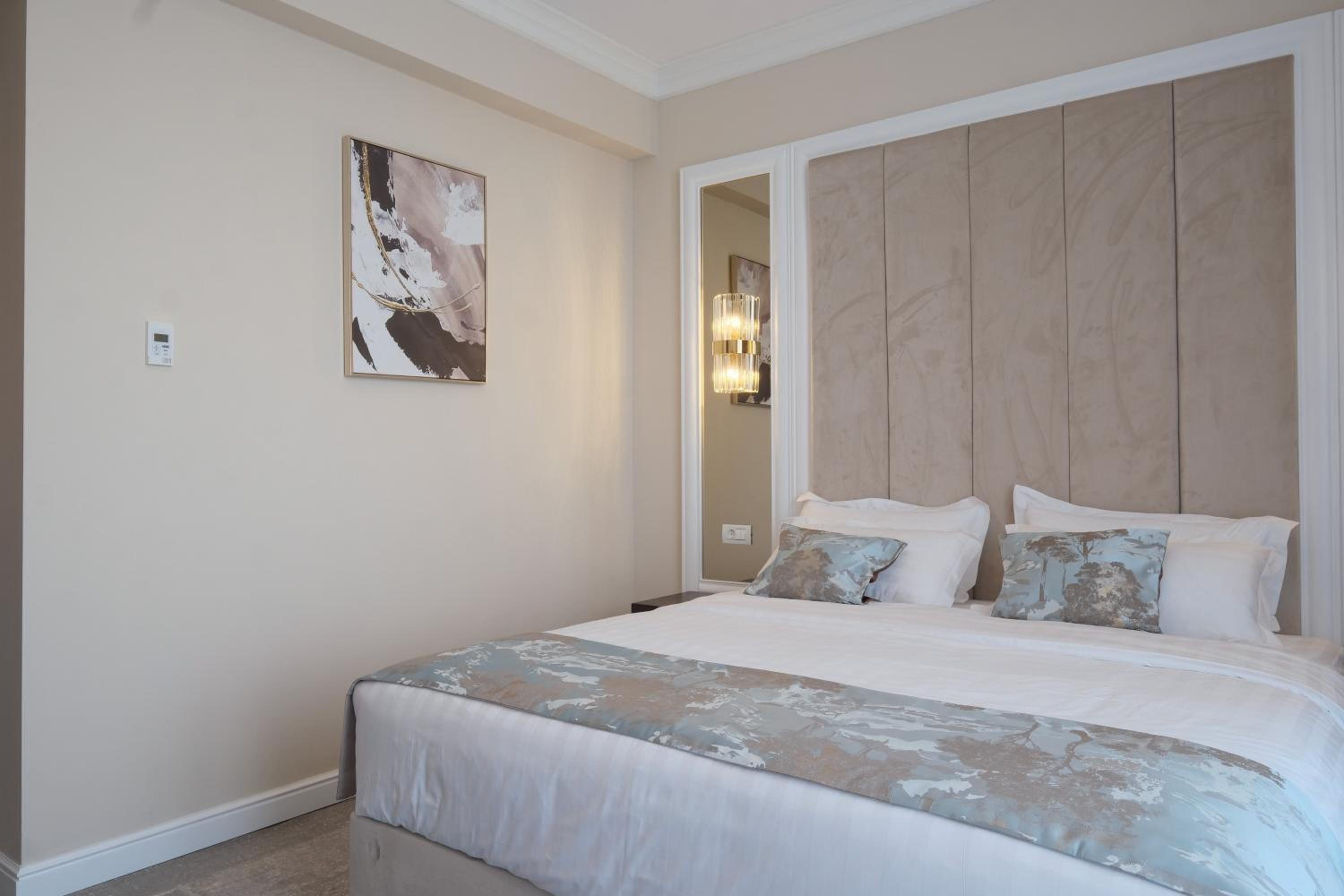 Standard Double Room photo 3