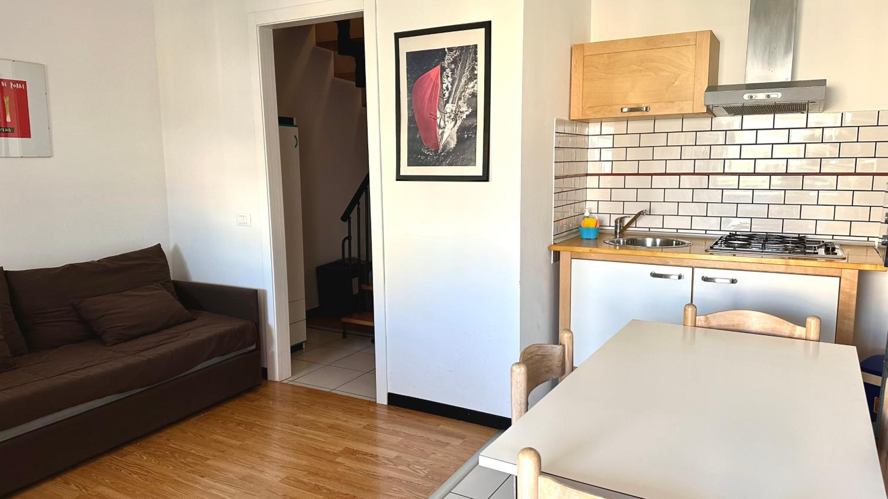 One-Bedroom Apartment with Sea View photo 2