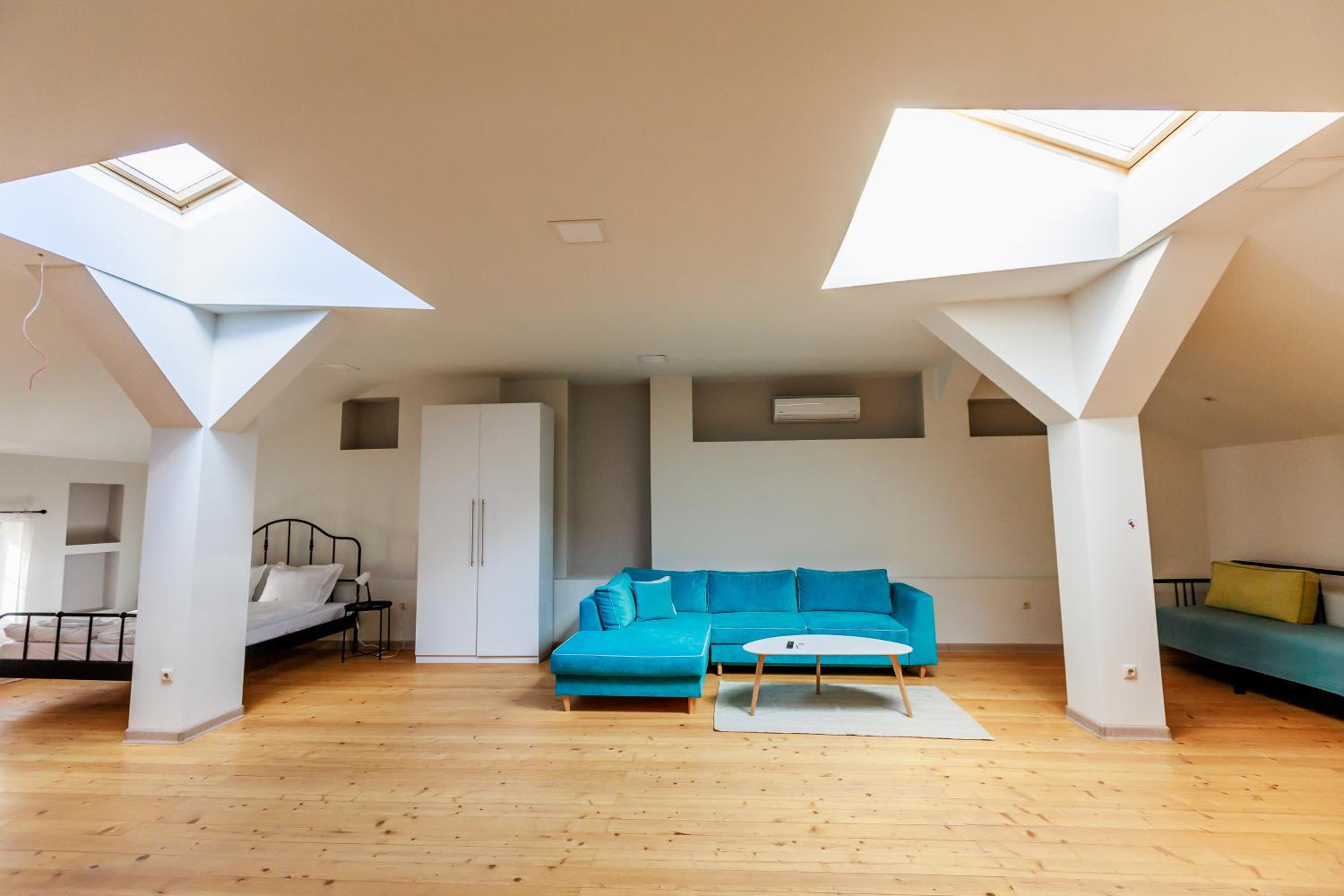 Superior Quadruple Room - Photo 4