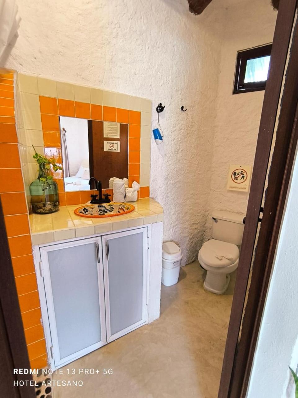Standard Double Room with Two Double Beds photo 2