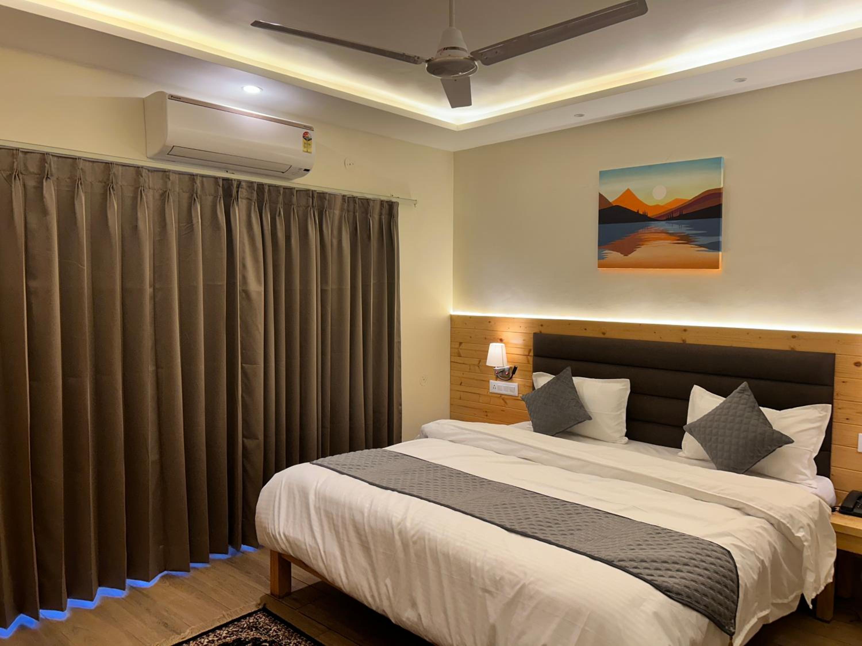 Double Room with Balcony photo 1