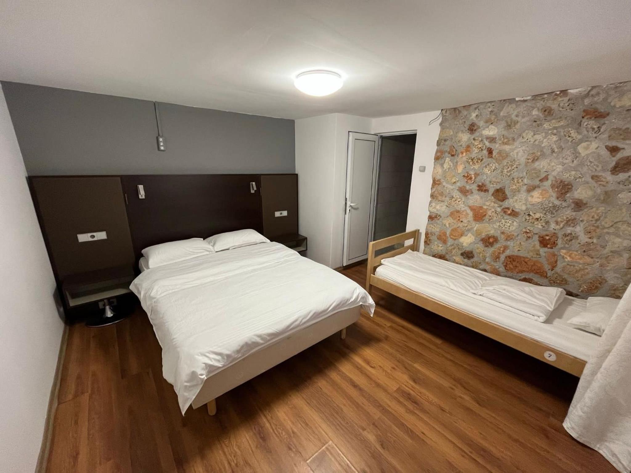Triple Room with Private Bathroom photo 1
