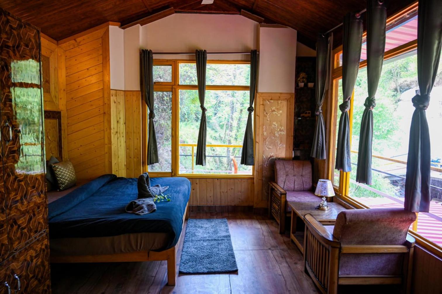 Superior Double Room with Balcony photo 1