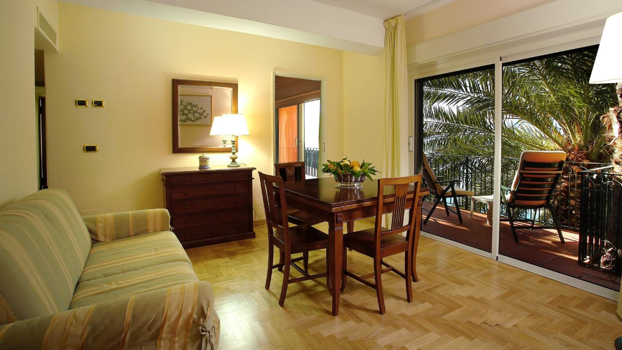 Apartamento de um Quarto com Vista para o Jardim - Edifício Separado