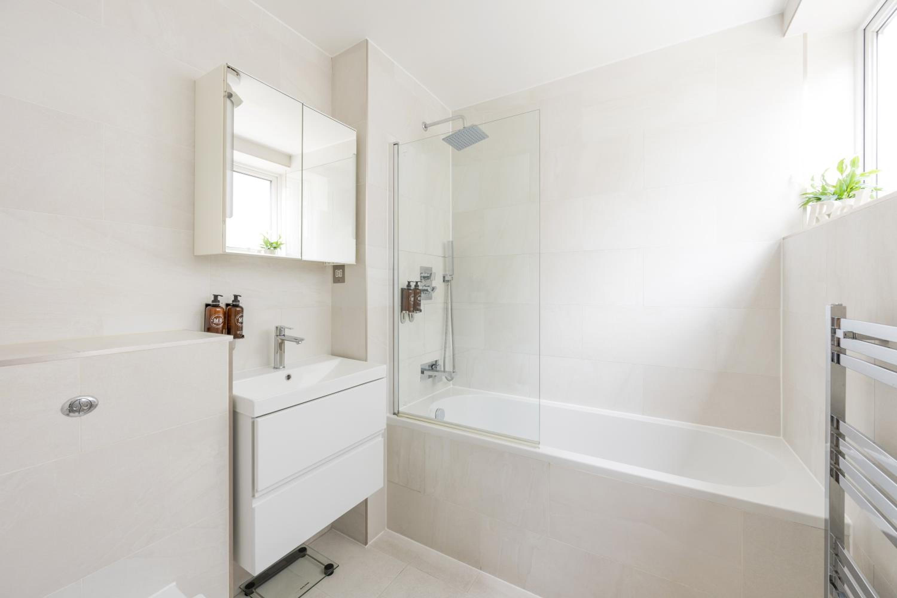 The Kensington Gardens Apartment photo 3
