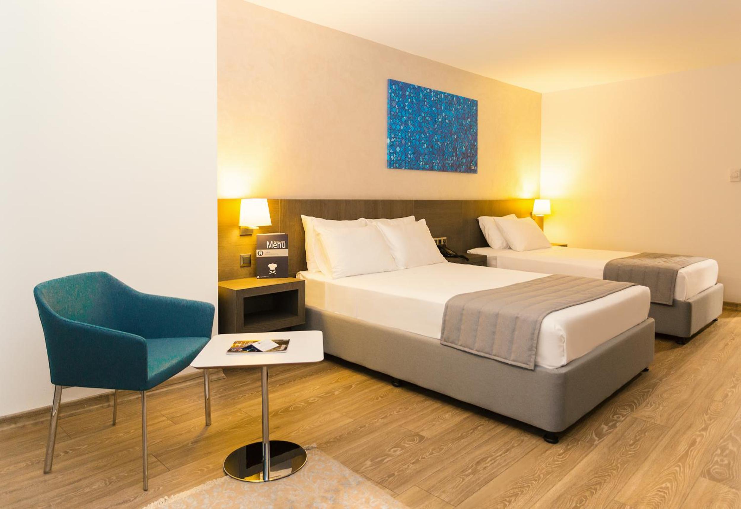 Deluxe Twin Room - Photo 9