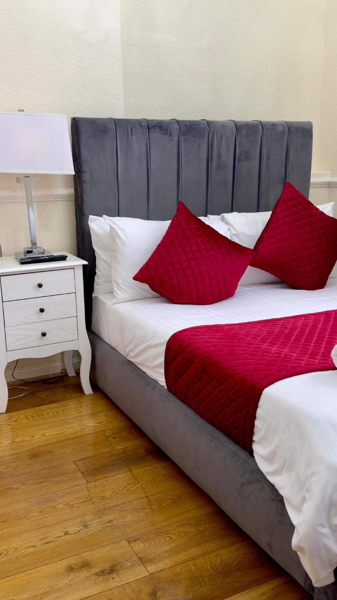 Standard Triple Room photo 2