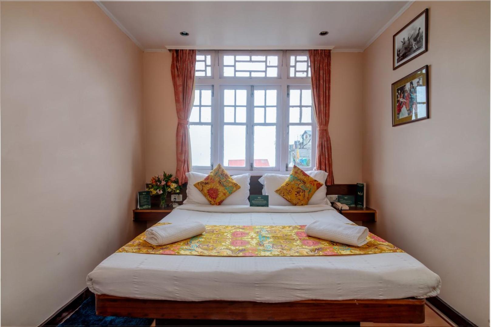 Standard Double Room - Photo 7