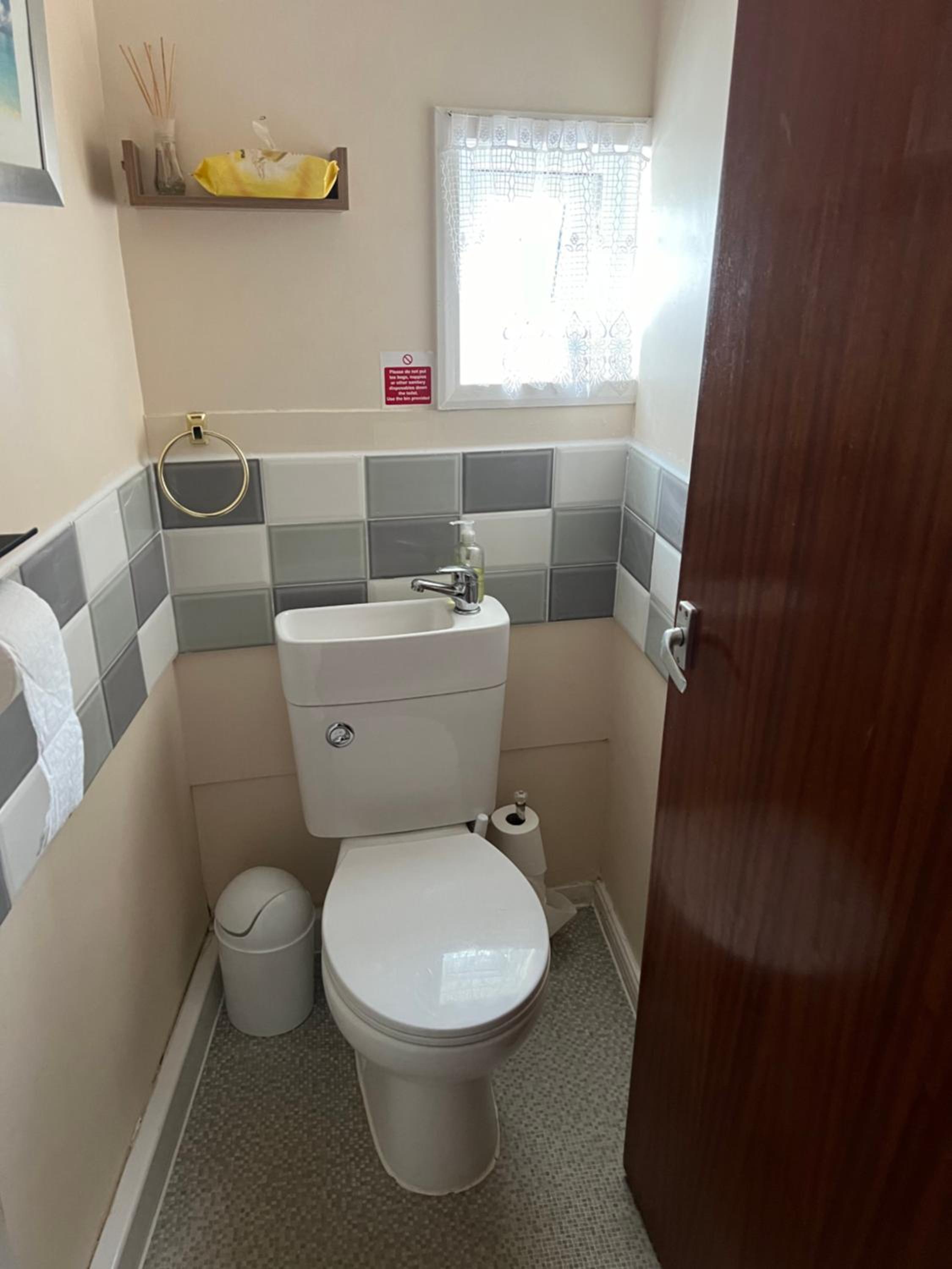 Single Room photo 3