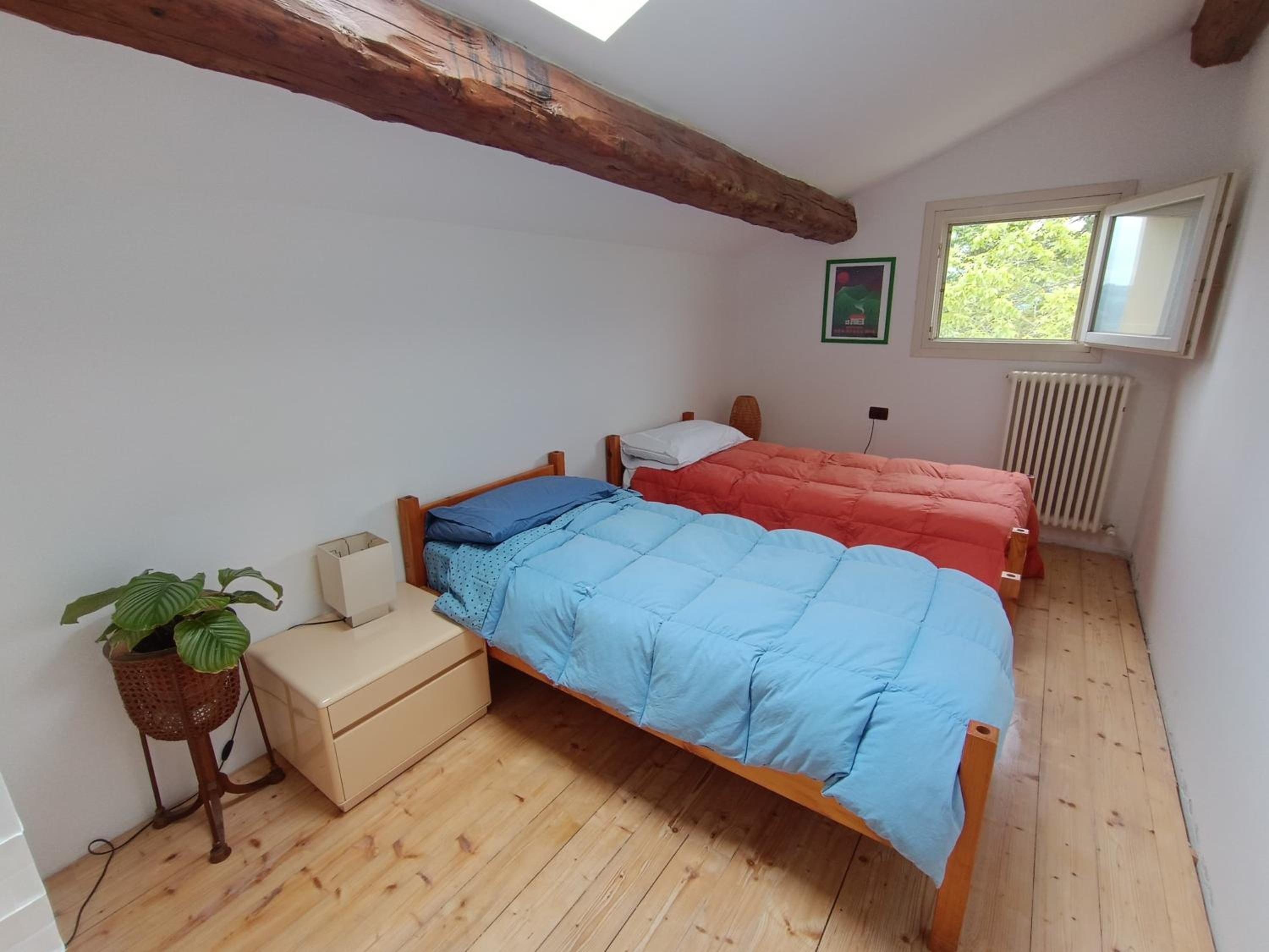 Twin Room with Mountain View