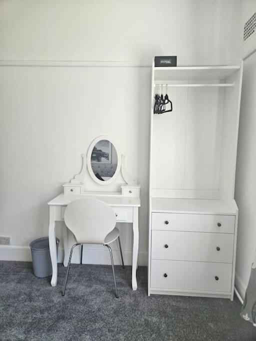 Two-Bedroom Apartment photo 1